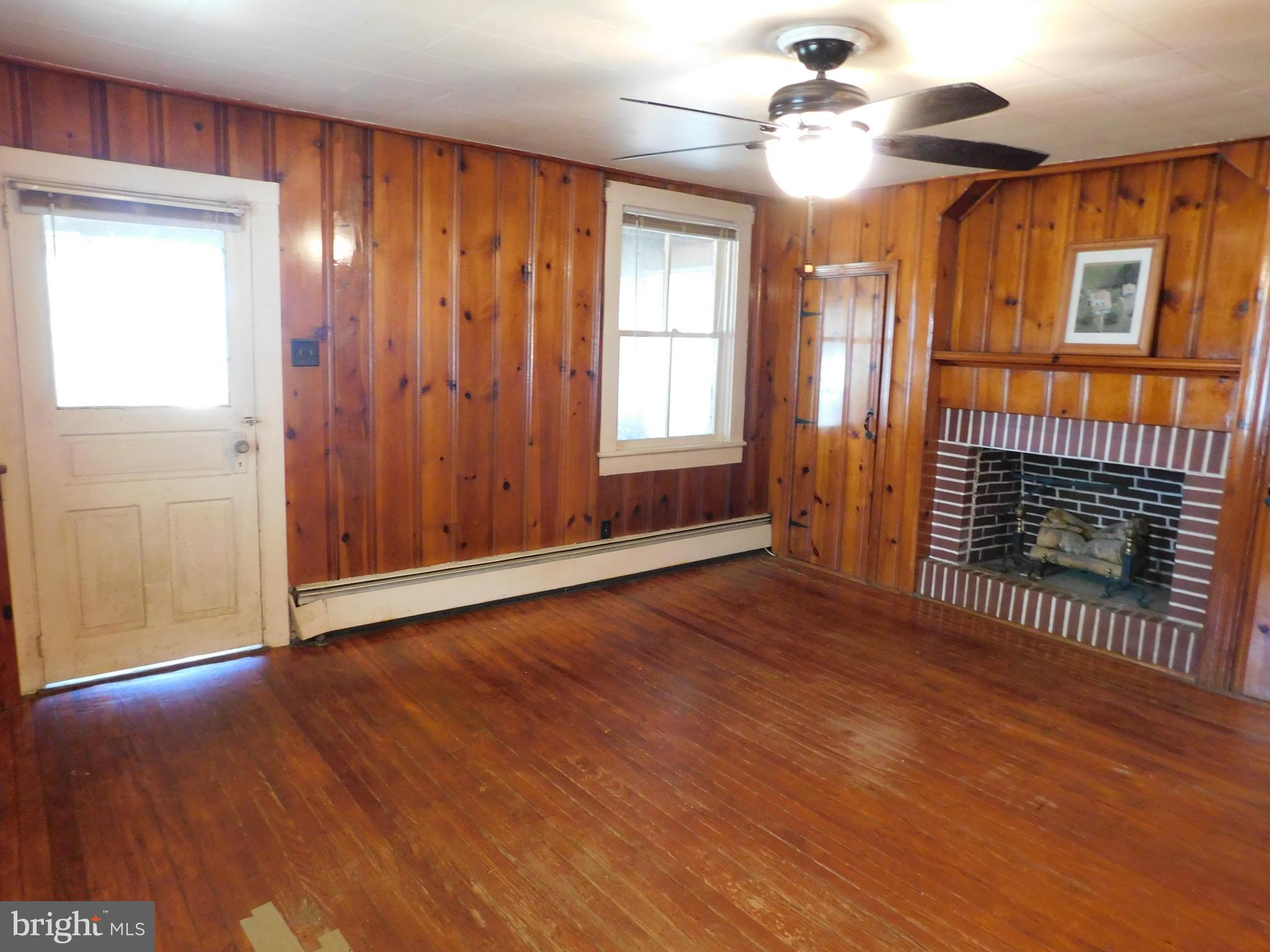 FOREST HILL - Residential