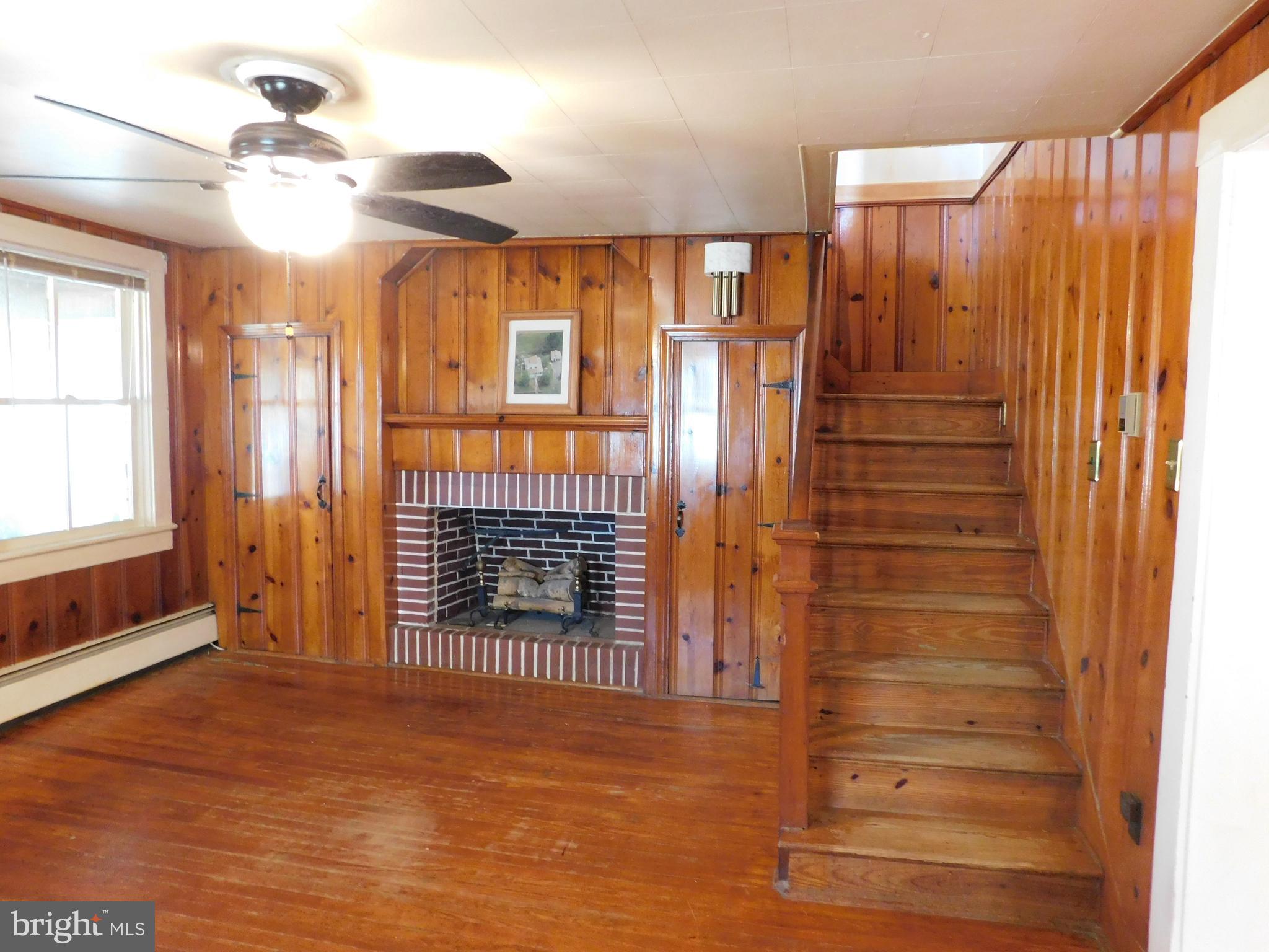 FOREST HILL - Residential