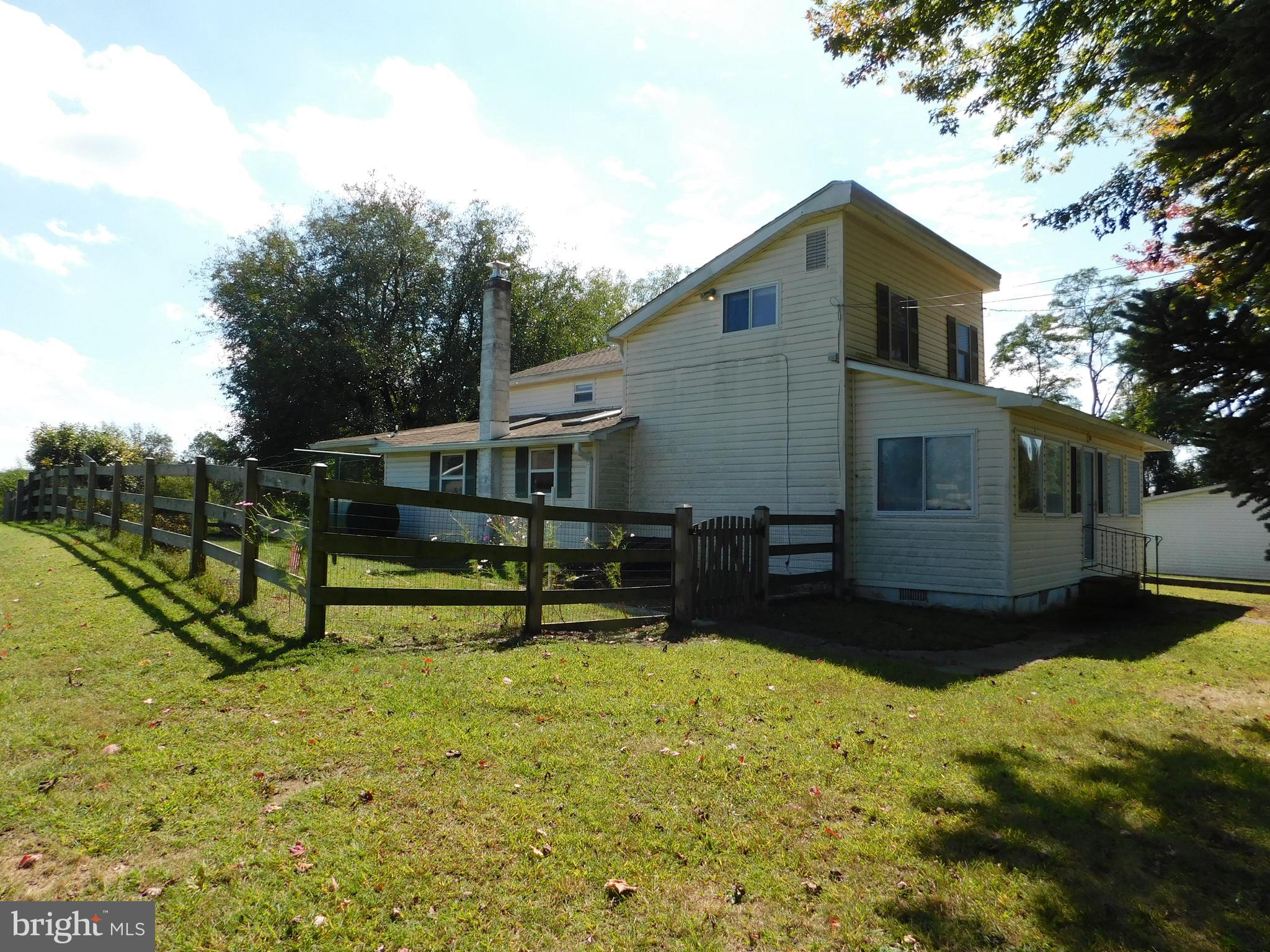 FOREST HILL - Residential