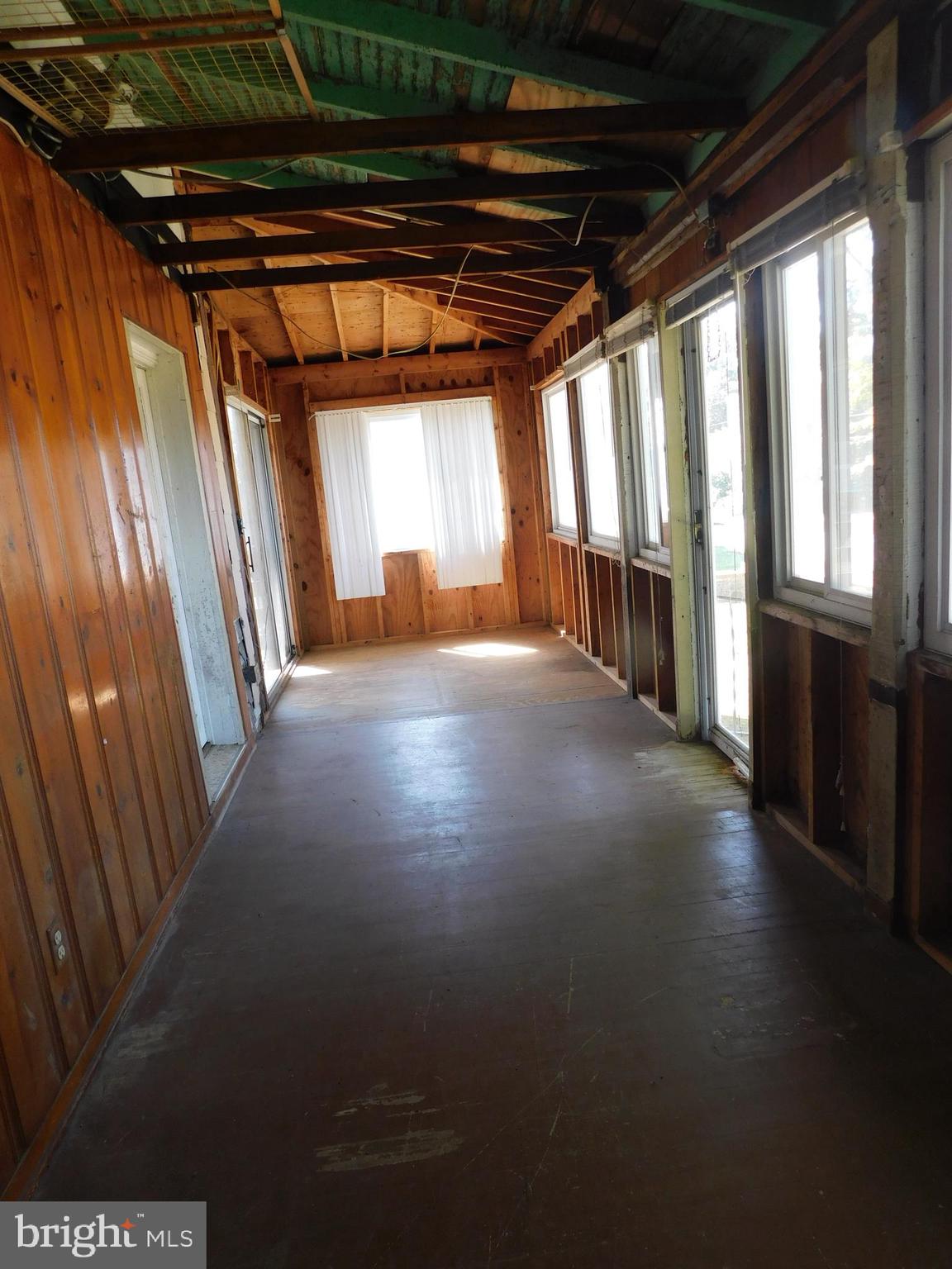 FOREST HILL - Residential