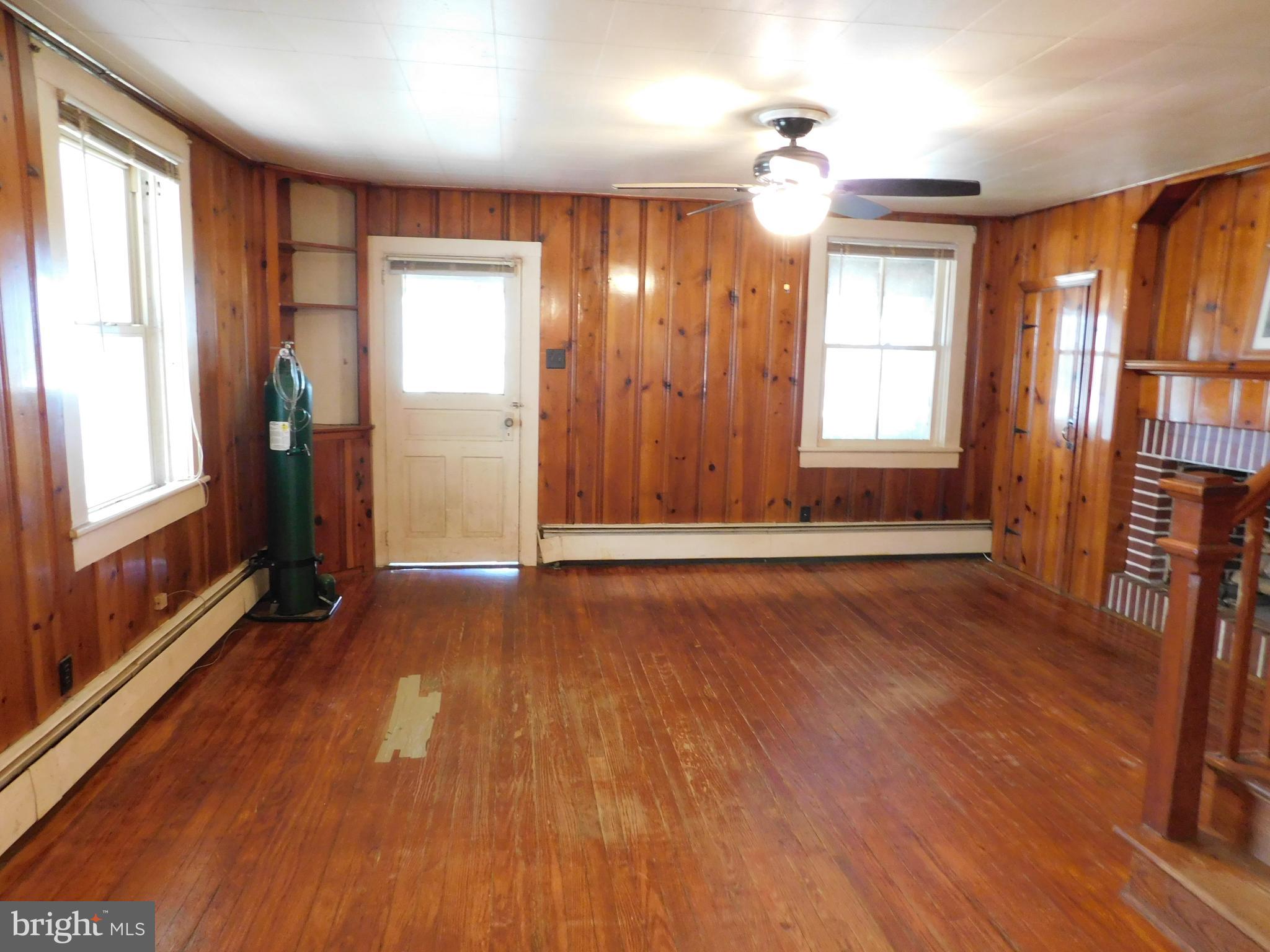 FOREST HILL - Residential