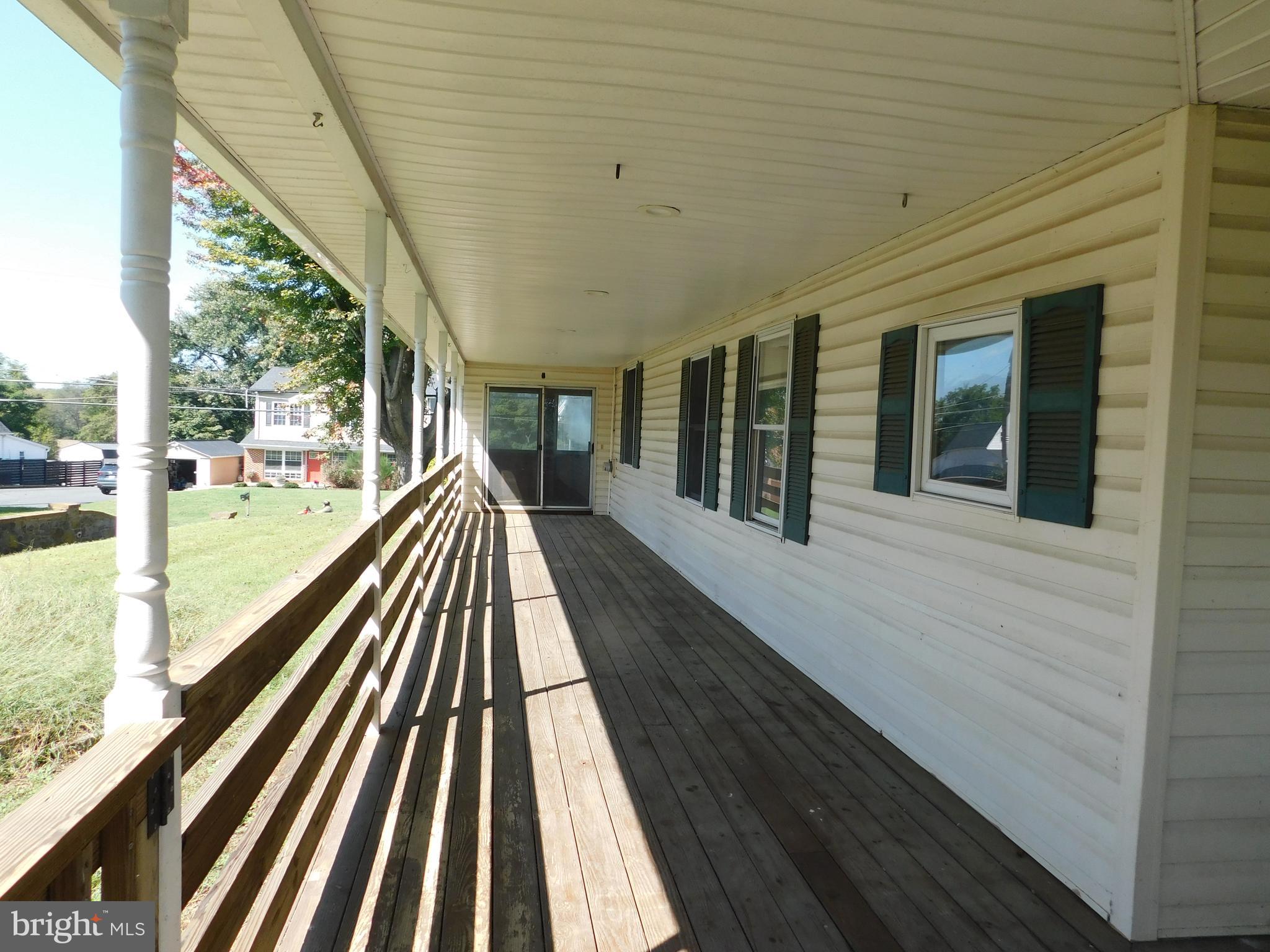 FOREST HILL - Residential