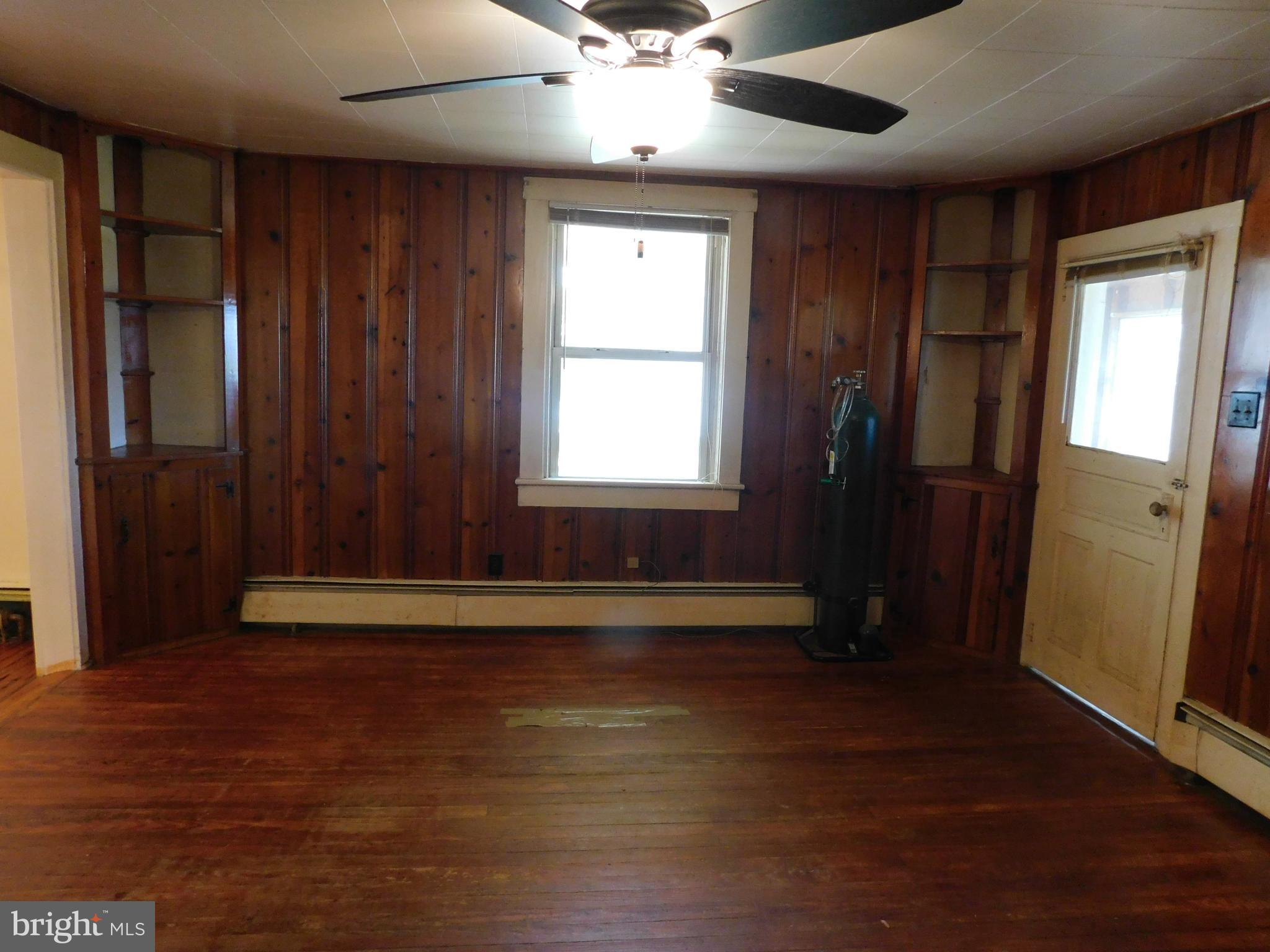 FOREST HILL - Residential