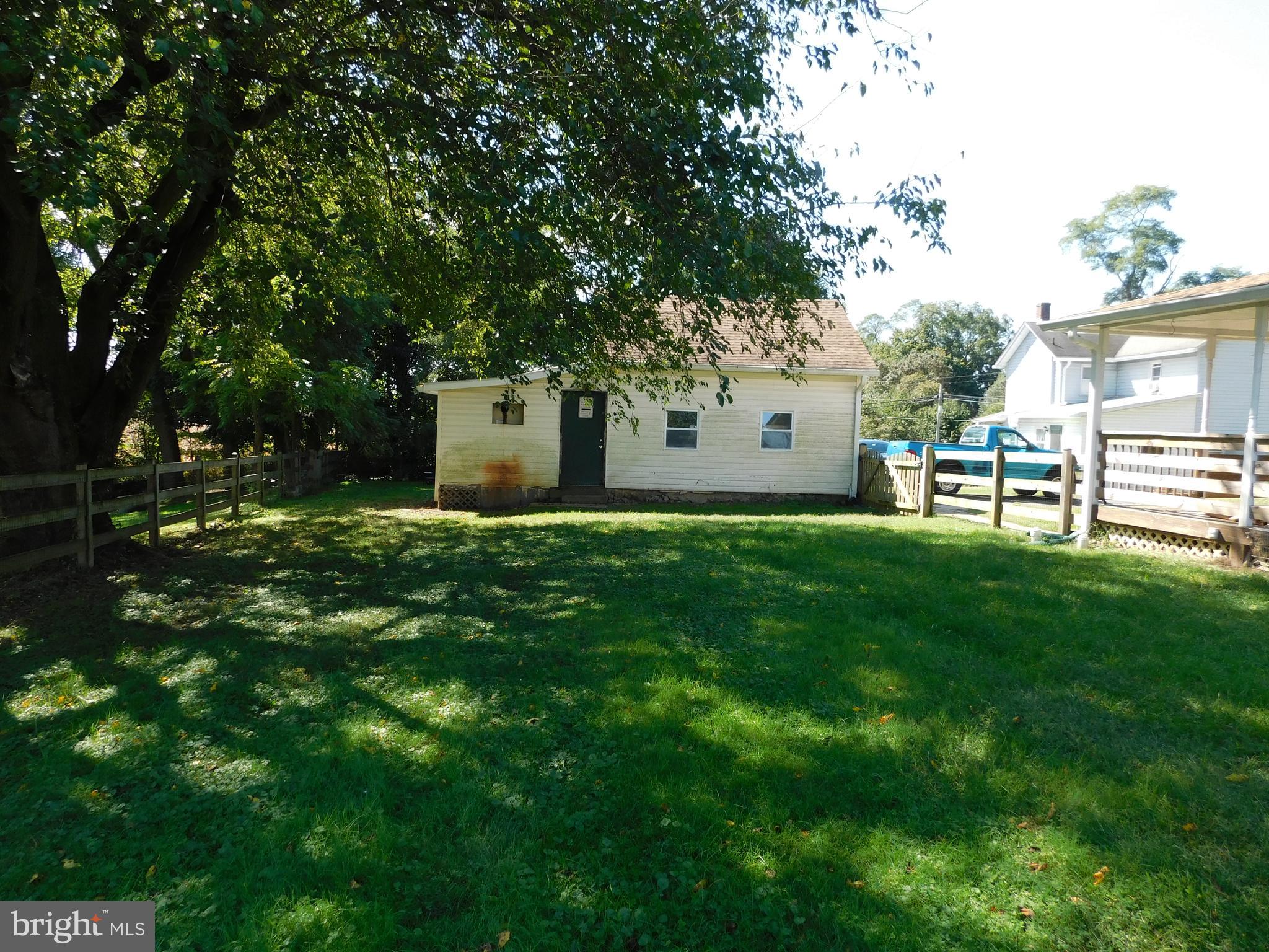 FOREST HILL - Residential