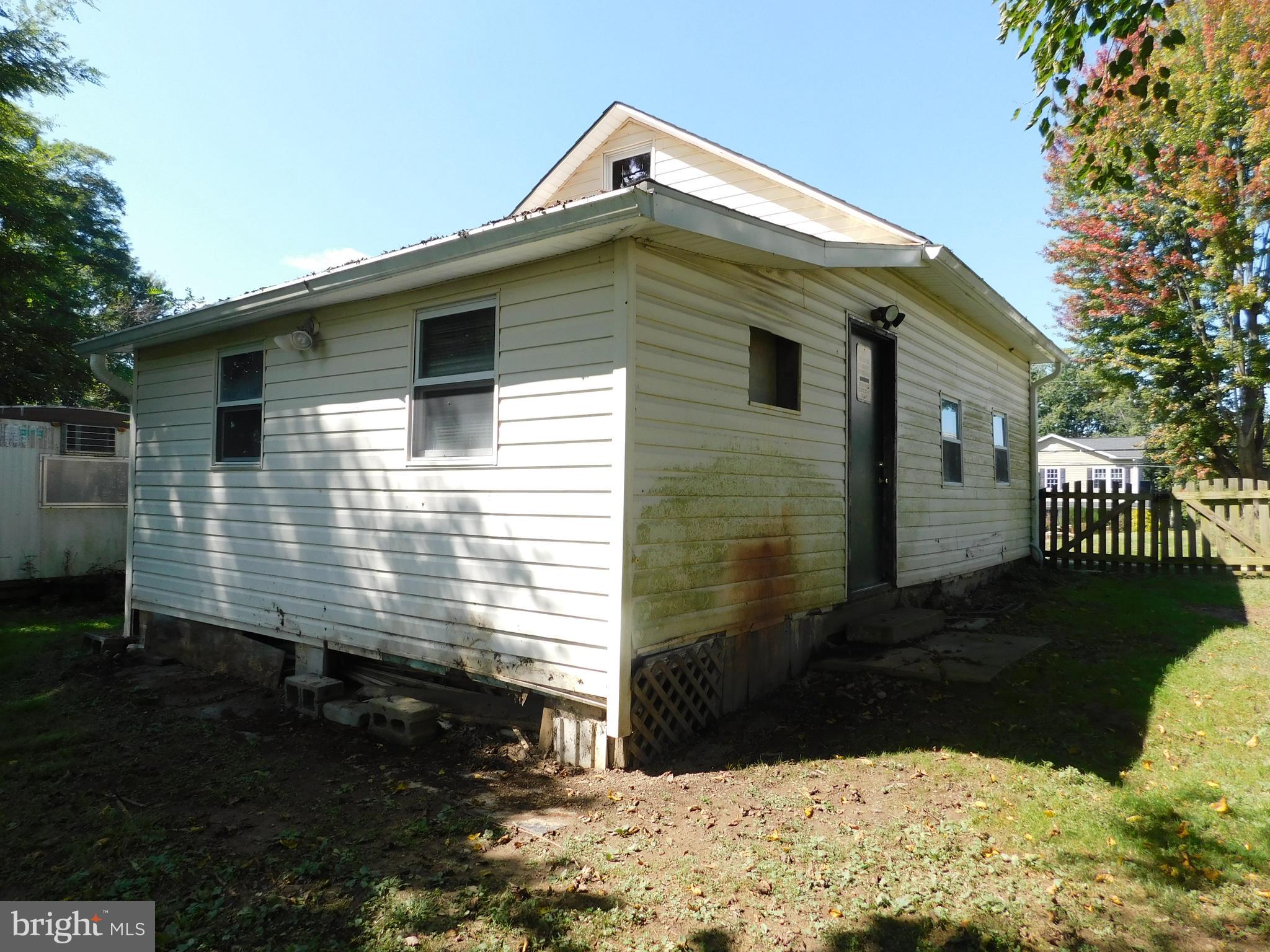 FOREST HILL - Residential