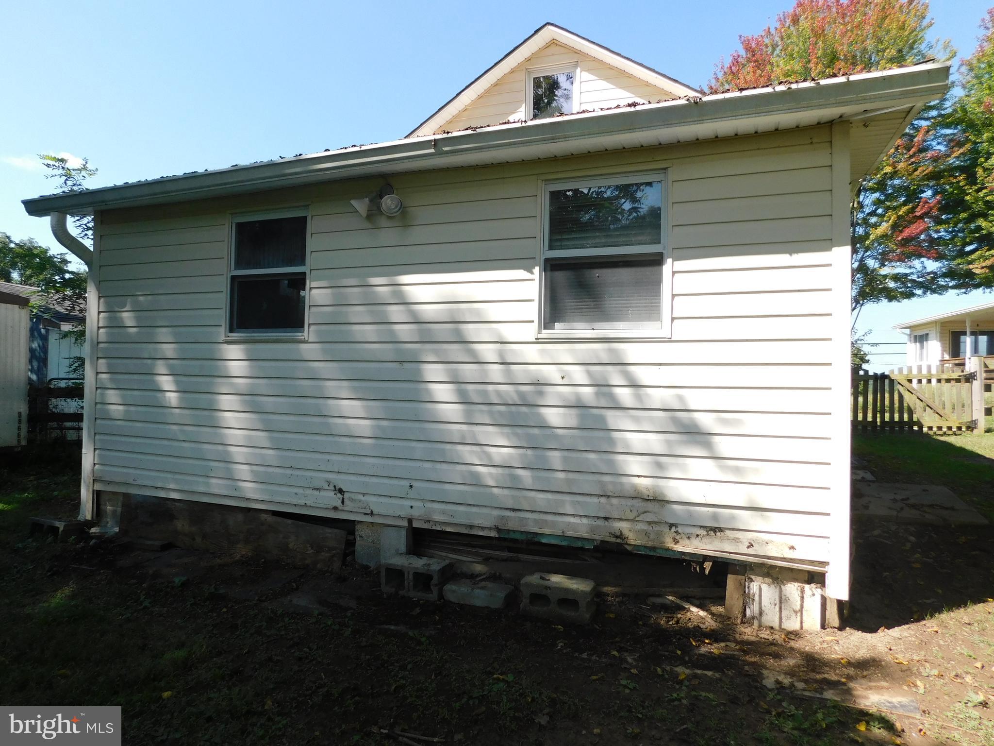 FOREST HILL - Residential