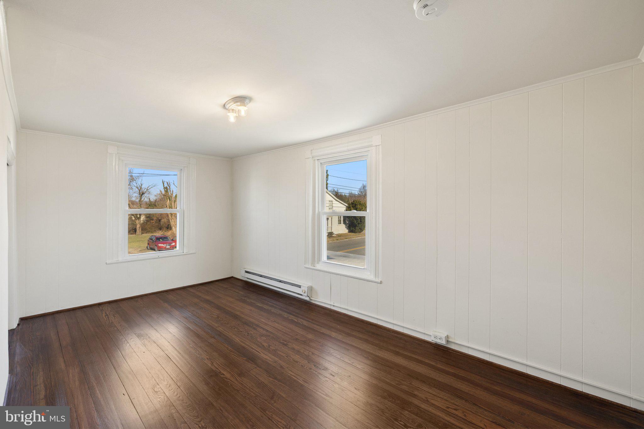 MARSHALL, VA - Commercial Sale