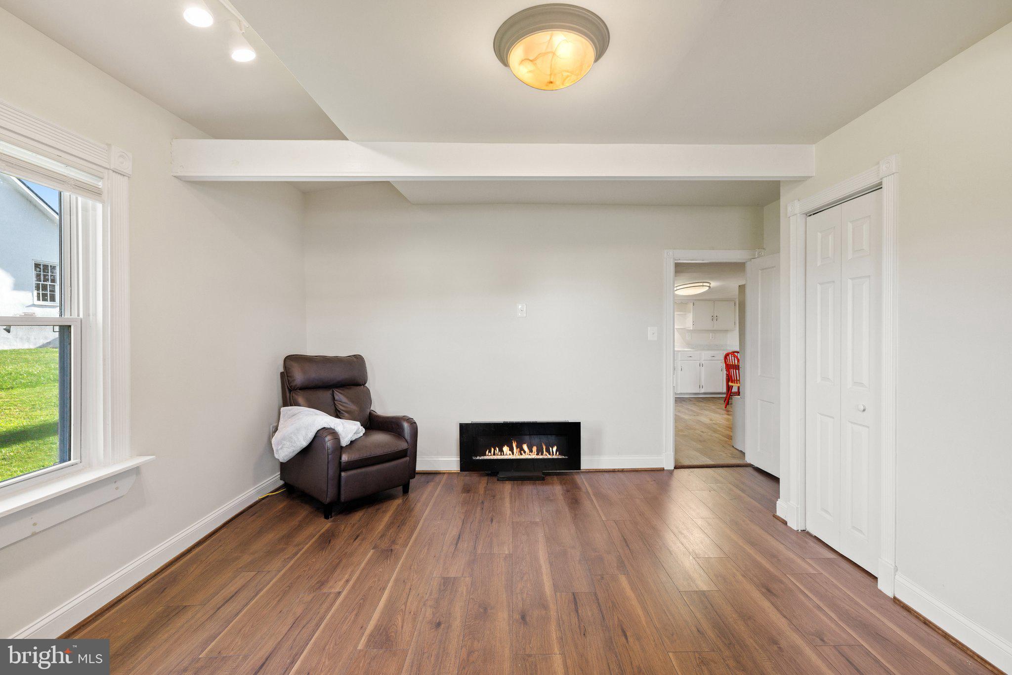 MARSHALL, VA - Commercial Sale