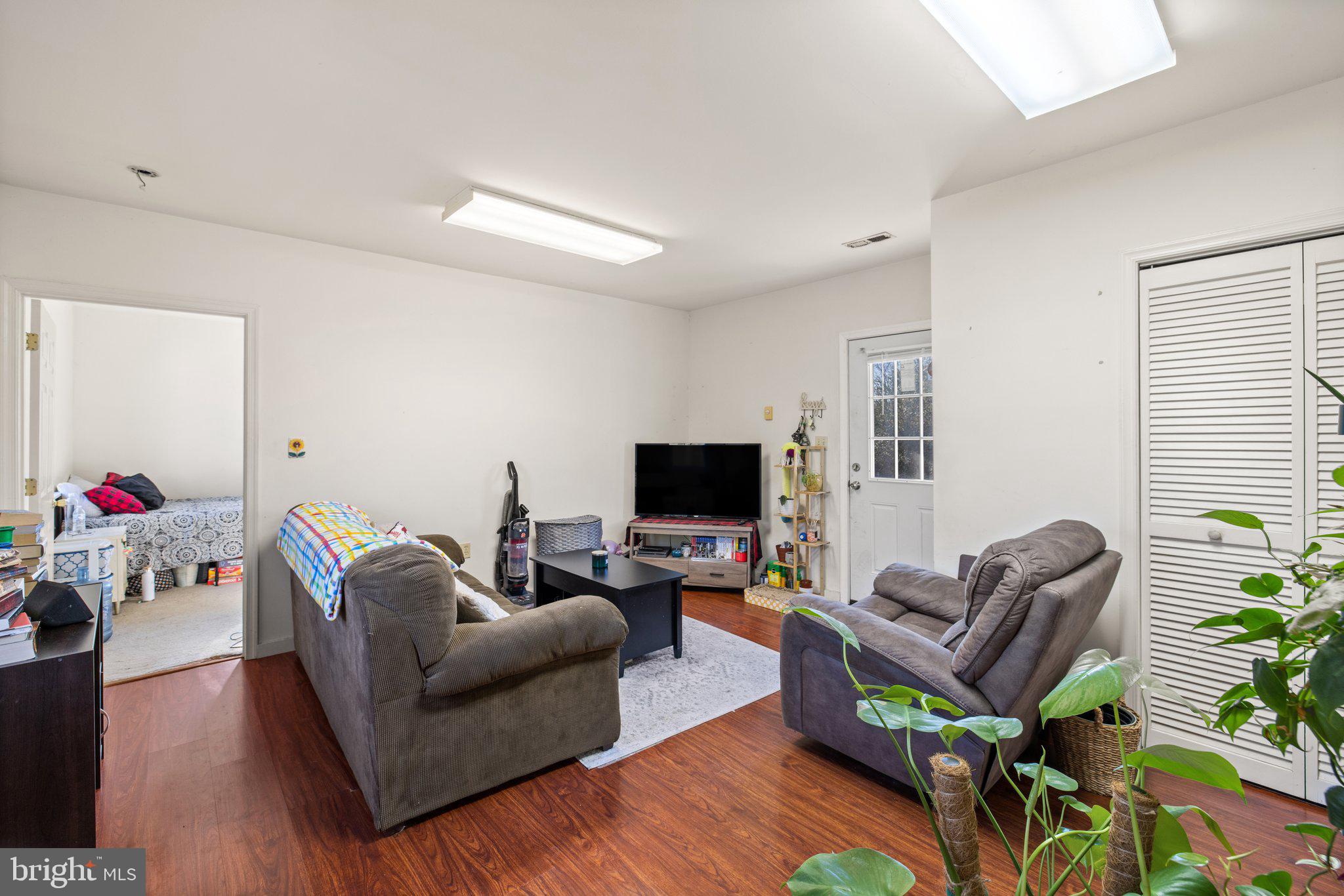 MARSHALL, VA - Commercial Sale