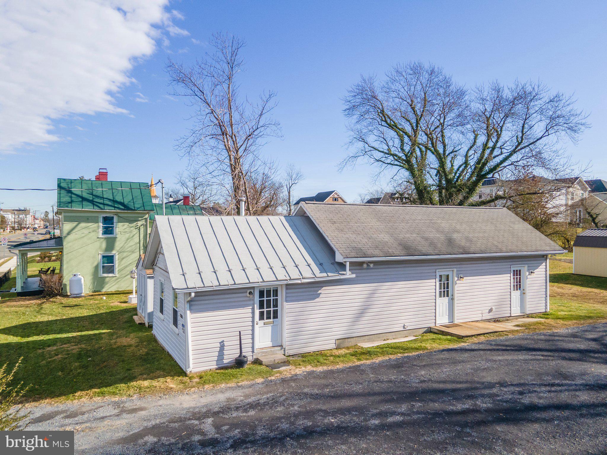 MARSHALL, VA - Commercial Sale