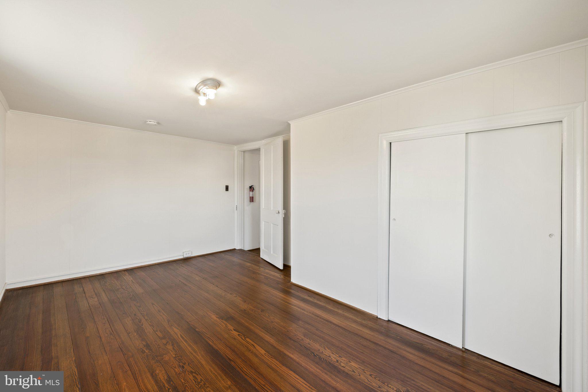 MARSHALL, VA - Commercial Sale