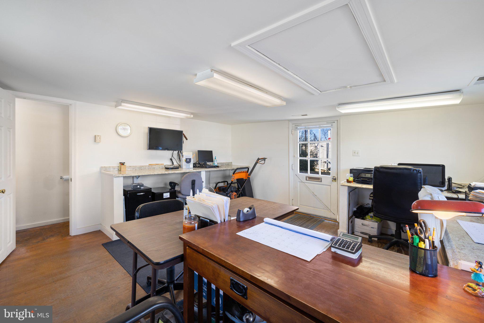 MARSHALL, VA - Commercial Sale