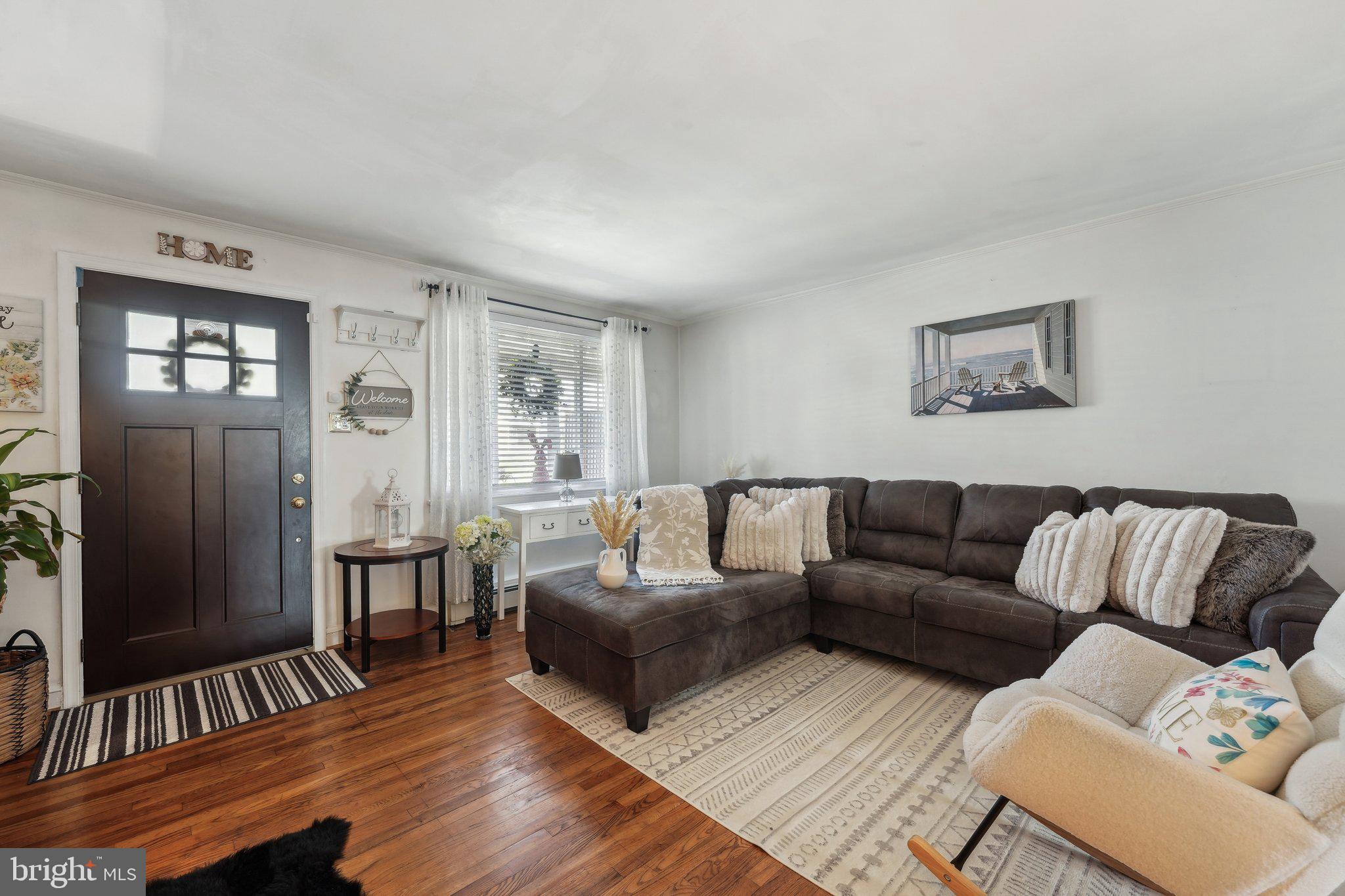 NORRISTOWN - Residential