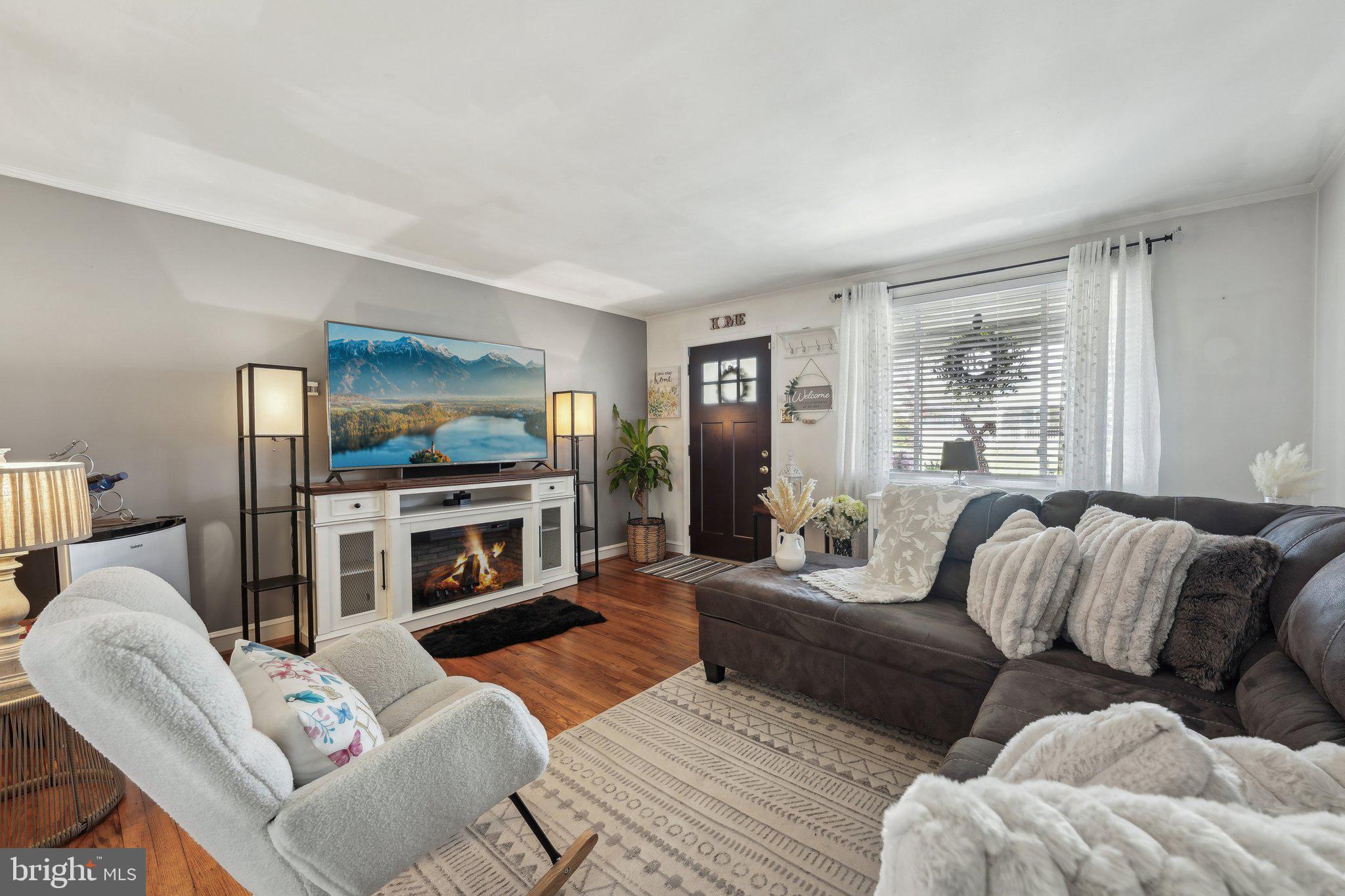 NORRISTOWN - Residential