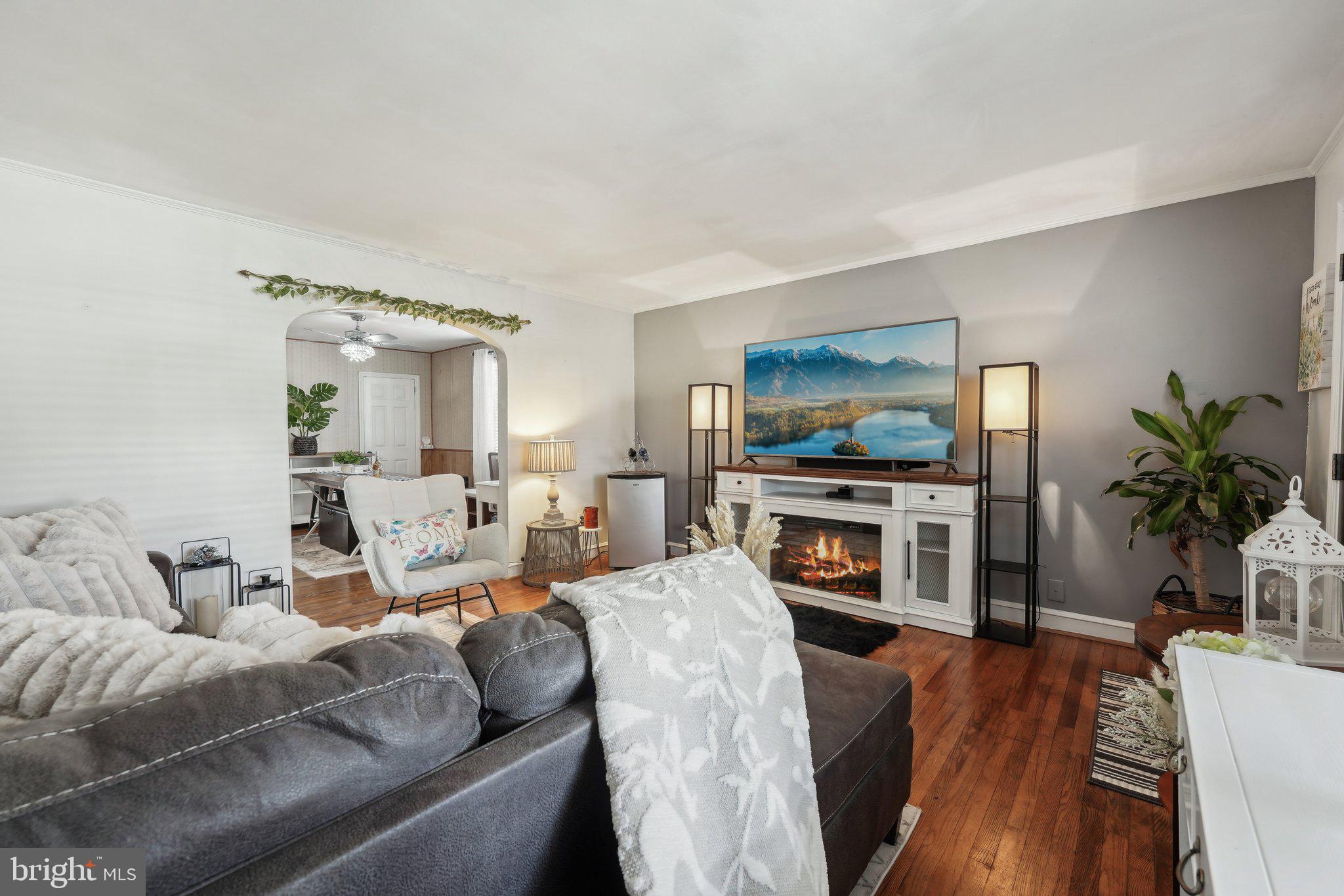 NORRISTOWN - Residential