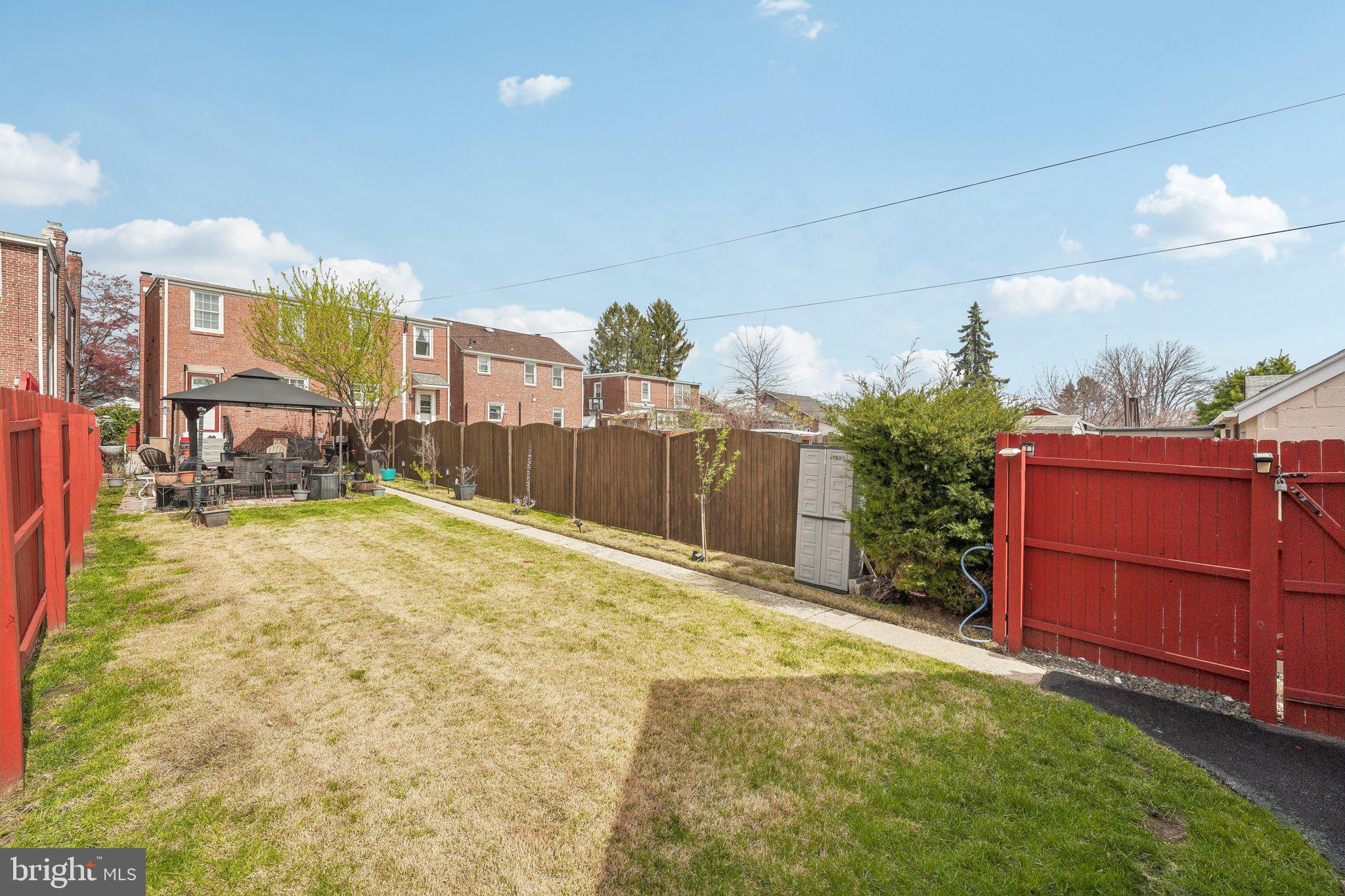 NORRISTOWN - Residential
