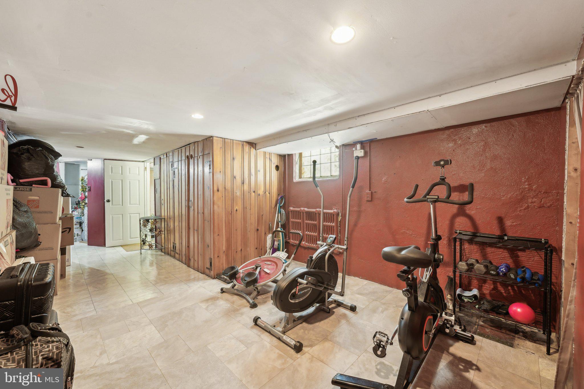 NORRISTOWN - Residential