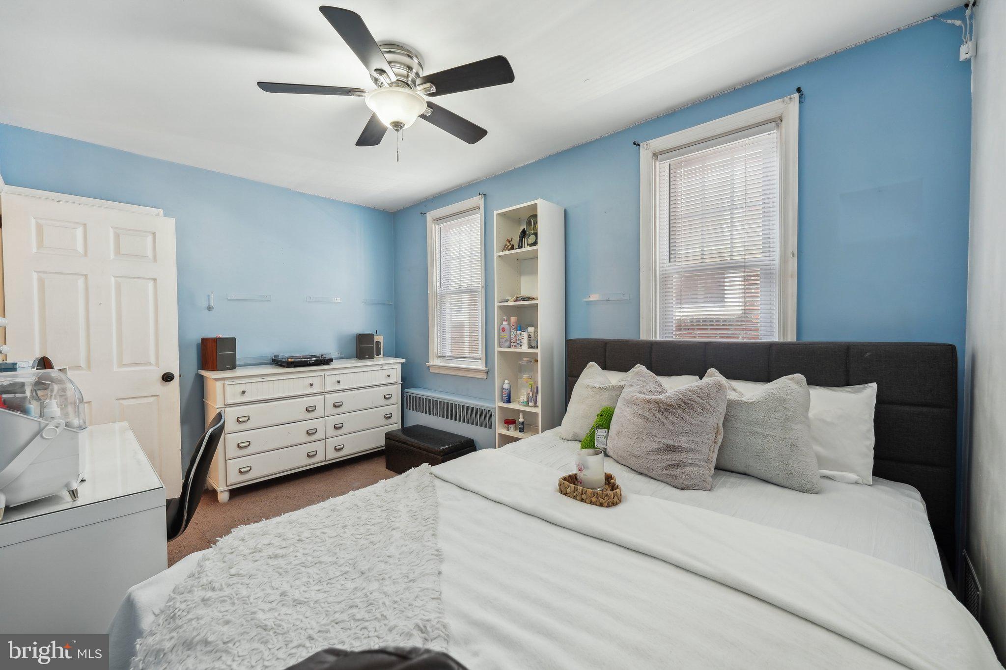 NORRISTOWN - Residential