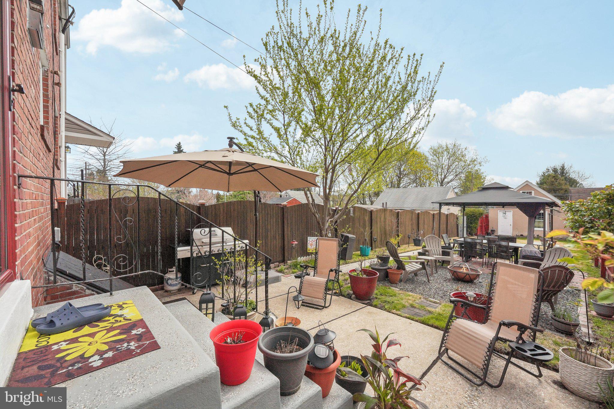 NORRISTOWN - Residential