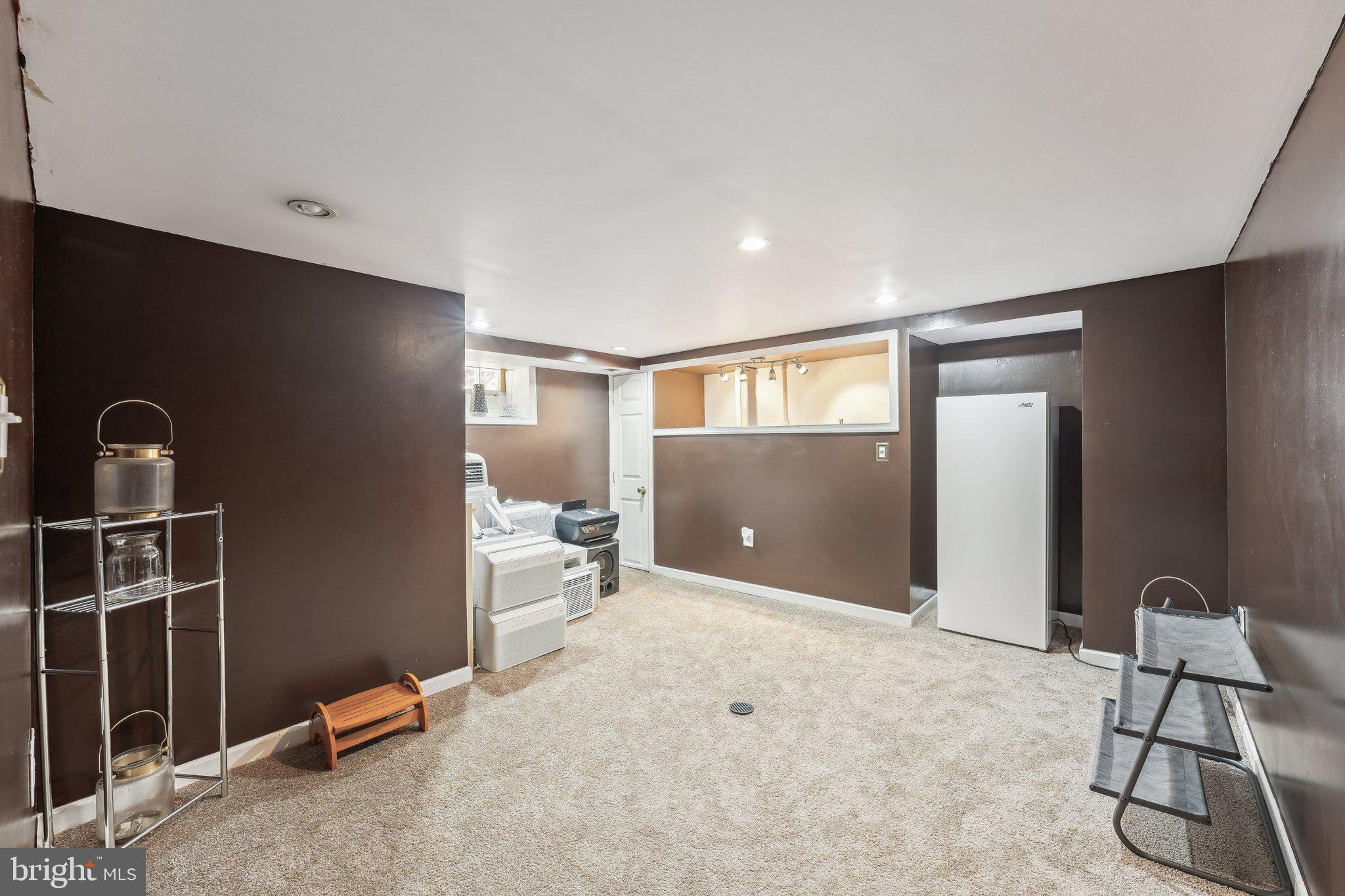 NORRISTOWN - Residential