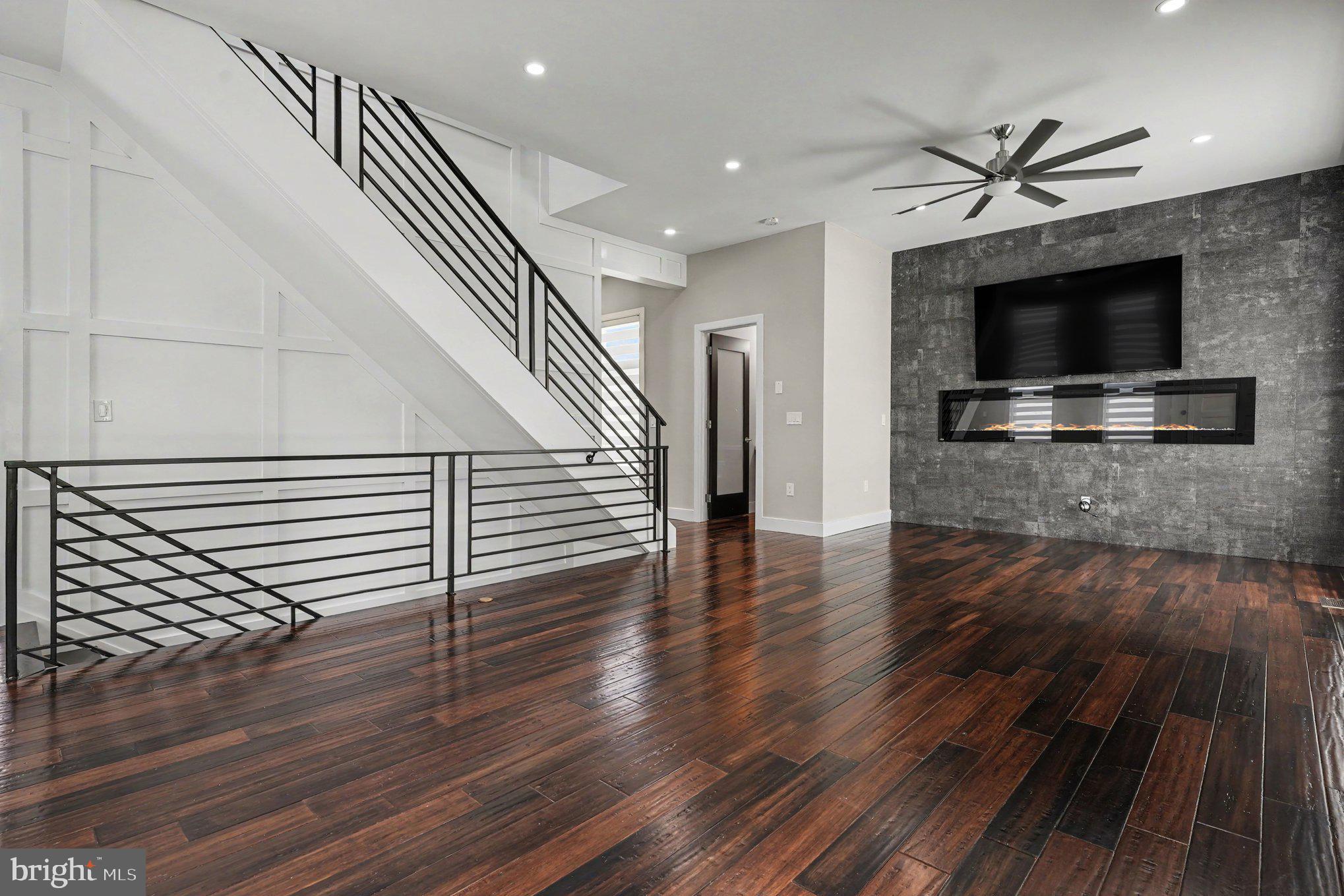 480 EVERGREEN AVENUE