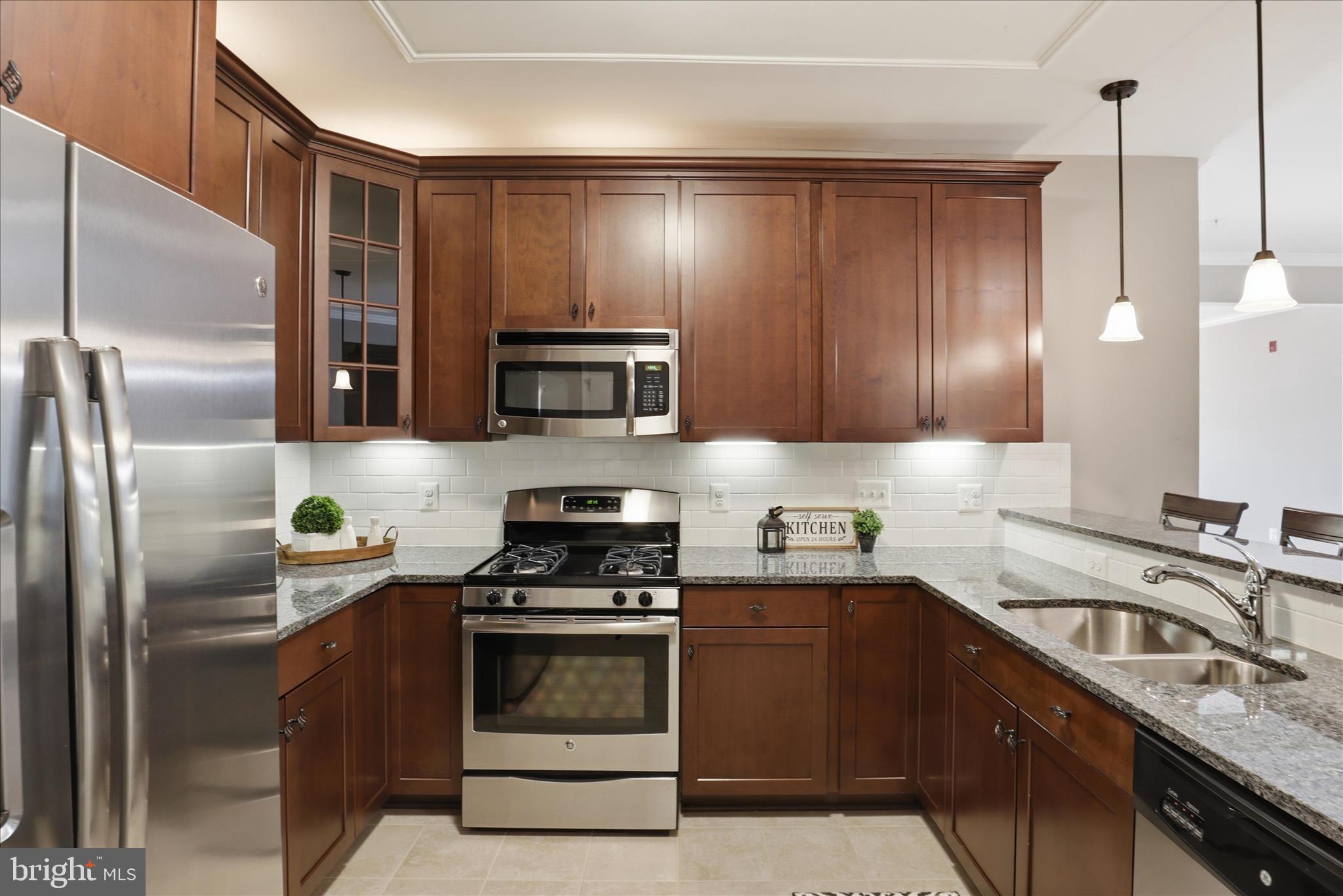 CENTRE PARK AT STONE RIDGE - Residential