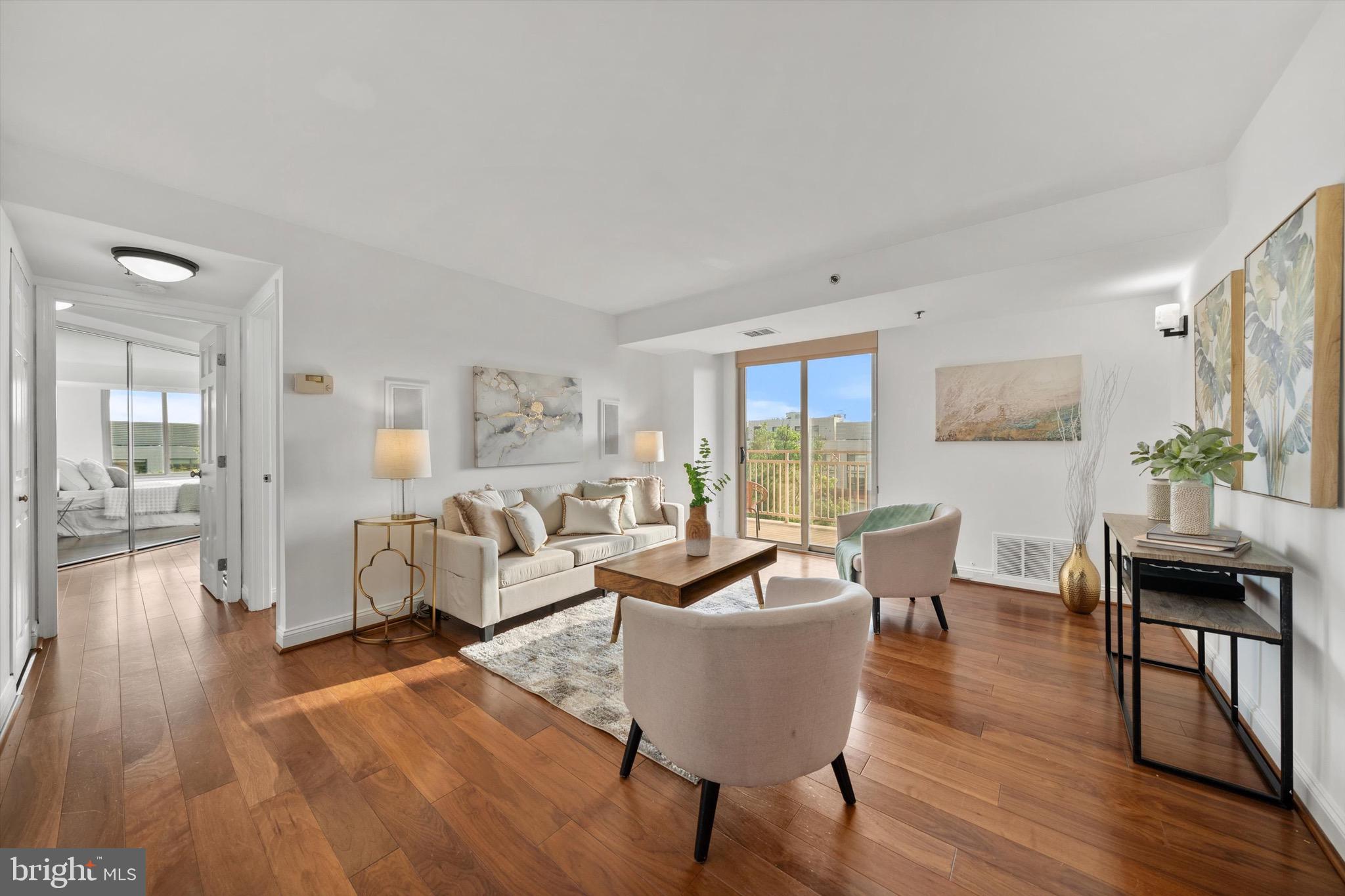 DOWNTOWN BETHESDA - Residential