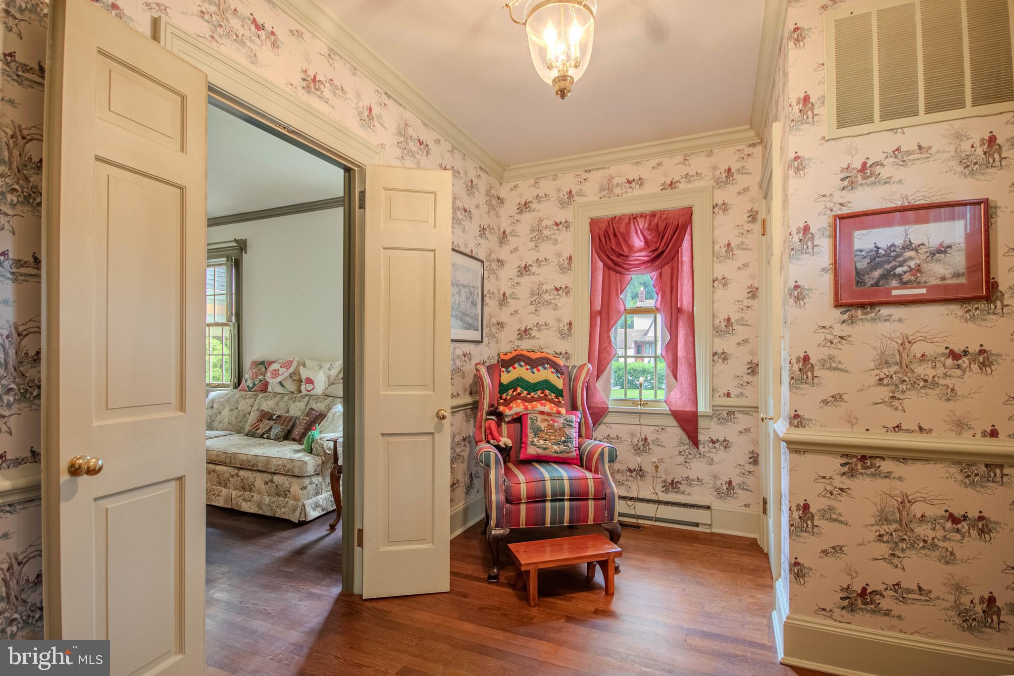 102 WINTER QUARTERS DRIVE