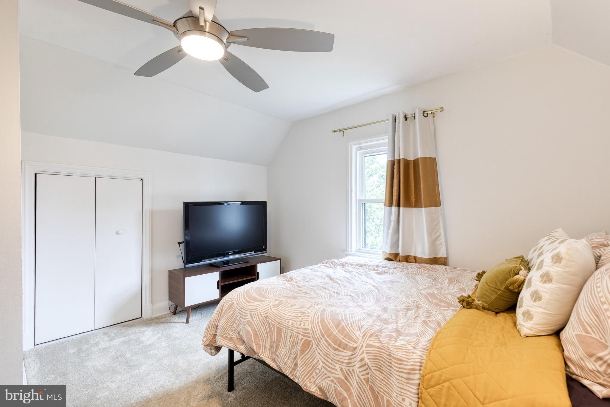 LINTHICUM HEIGHTS - Residential