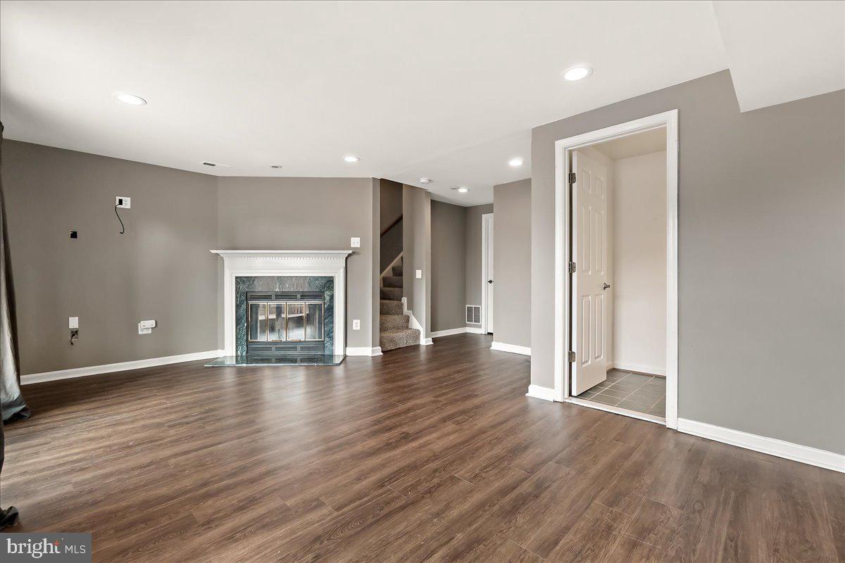 FOXCROFT - Residential