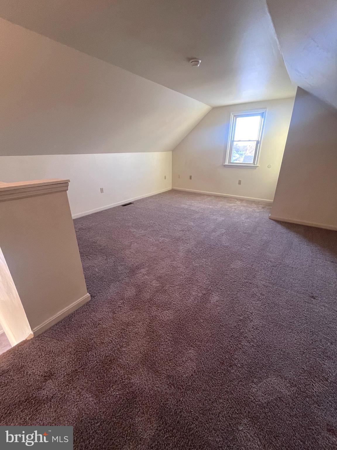 NICHOLSON SQUARE VILLAGE - Residential