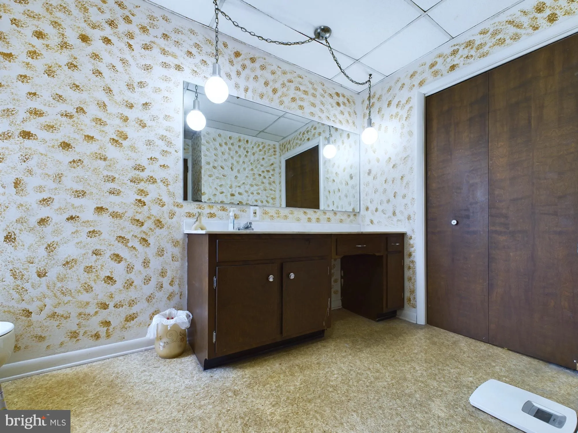 York, Pennsylvania 17404, United States, 3 Bedrooms Bedrooms, ,1 BathroomBathrooms,Residential,Pending,6412