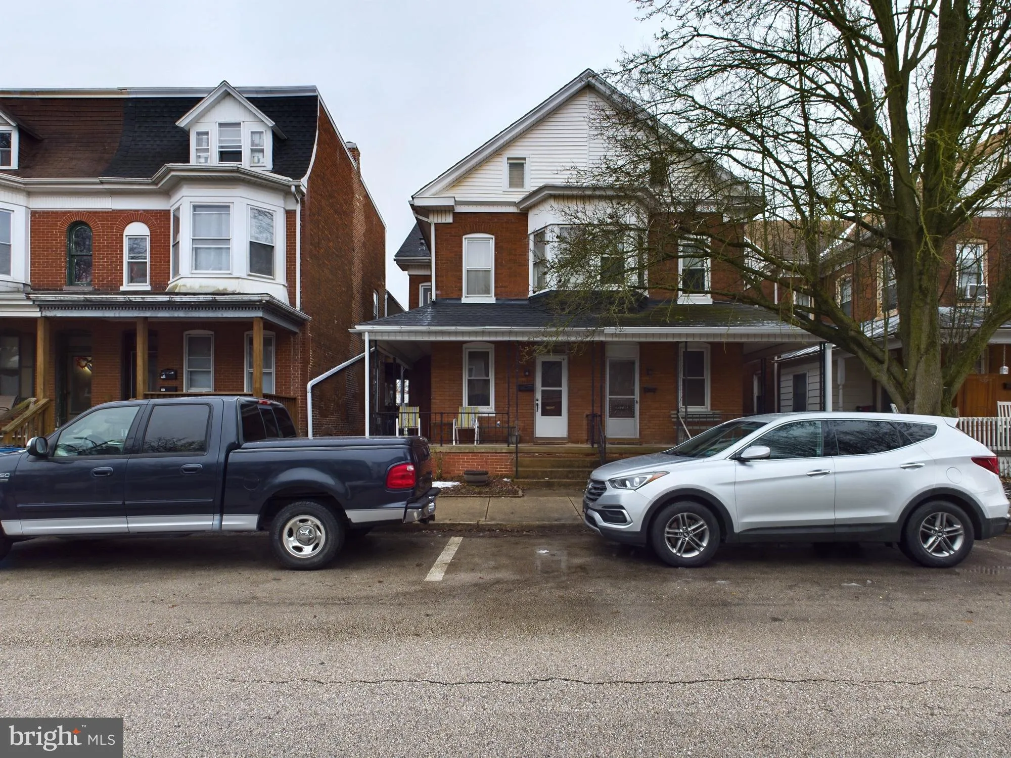 York, Pennsylvania 17404, United States, 3 Bedrooms Bedrooms, ,1 BathroomBathrooms,Residential,Pending,6412