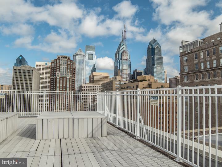 RITTENHOUSE SQUARE - Residential