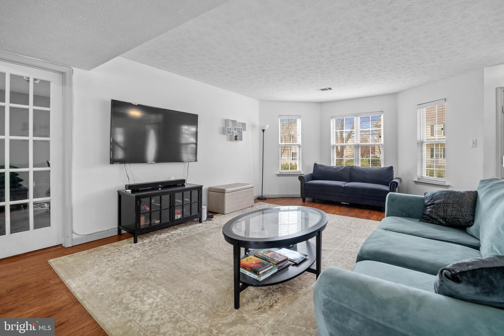 ROLLING MEADOWS SUB - Residential