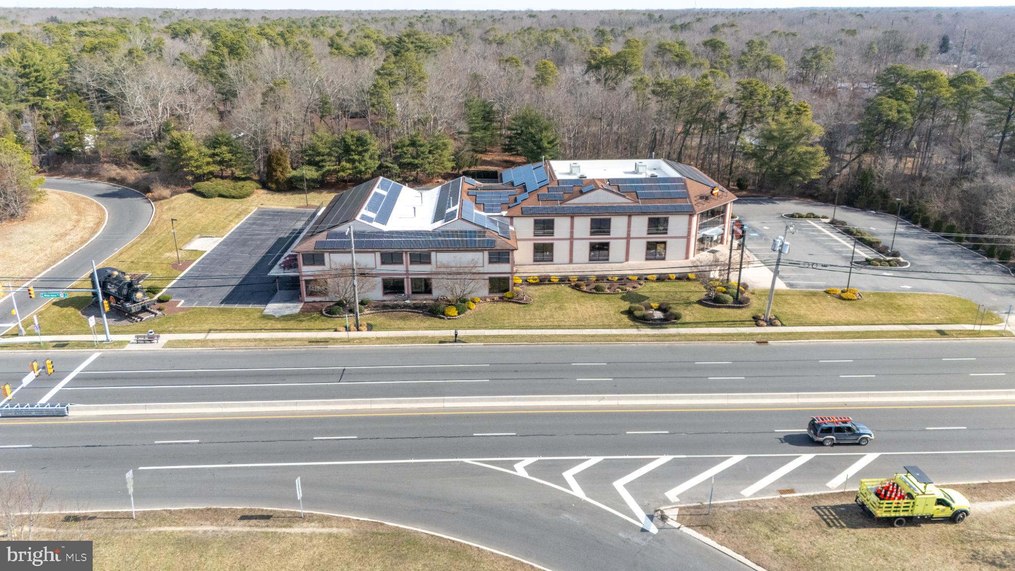 219 E WHITE HORSE PIKE