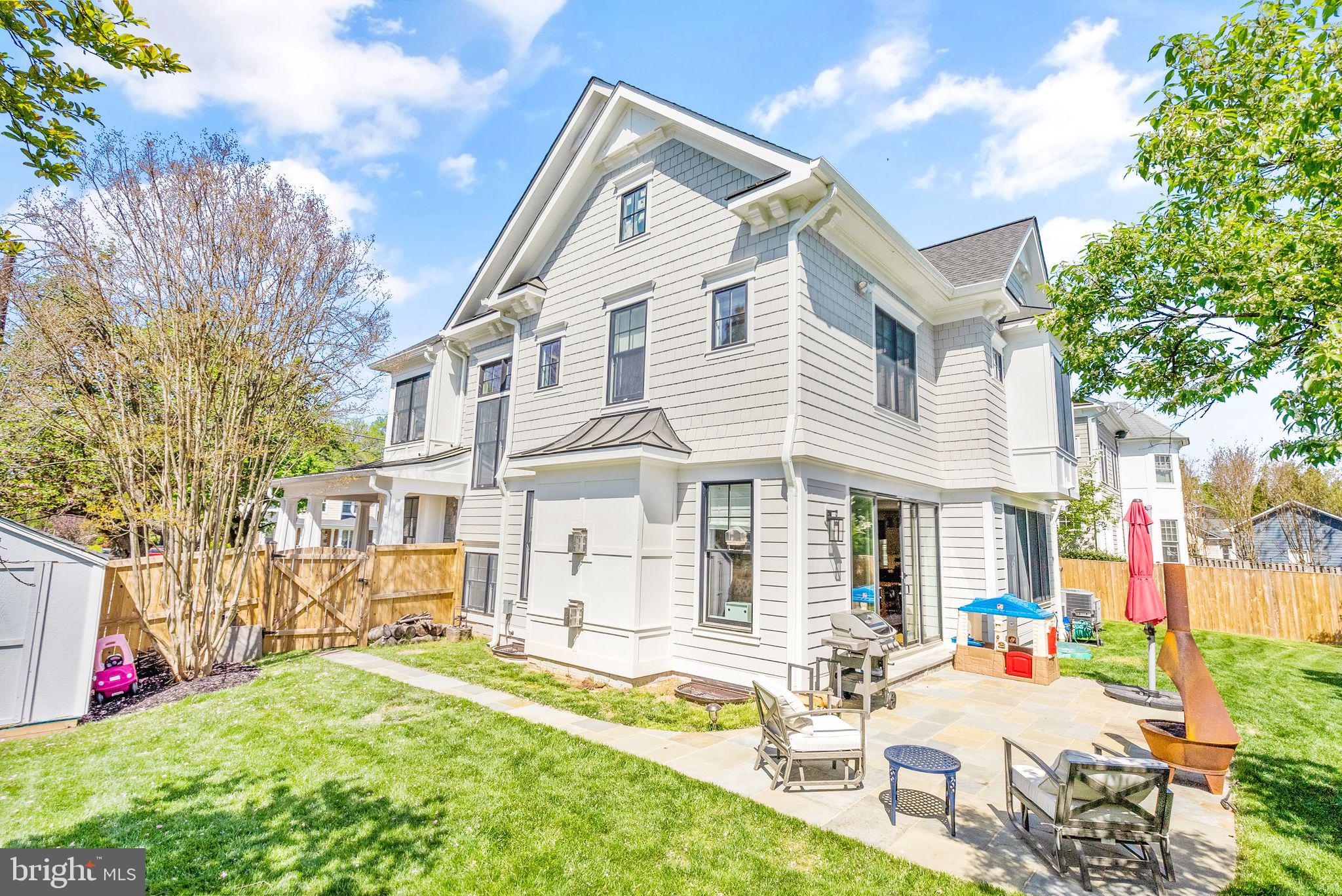 NORTH BETHESDA - Residential