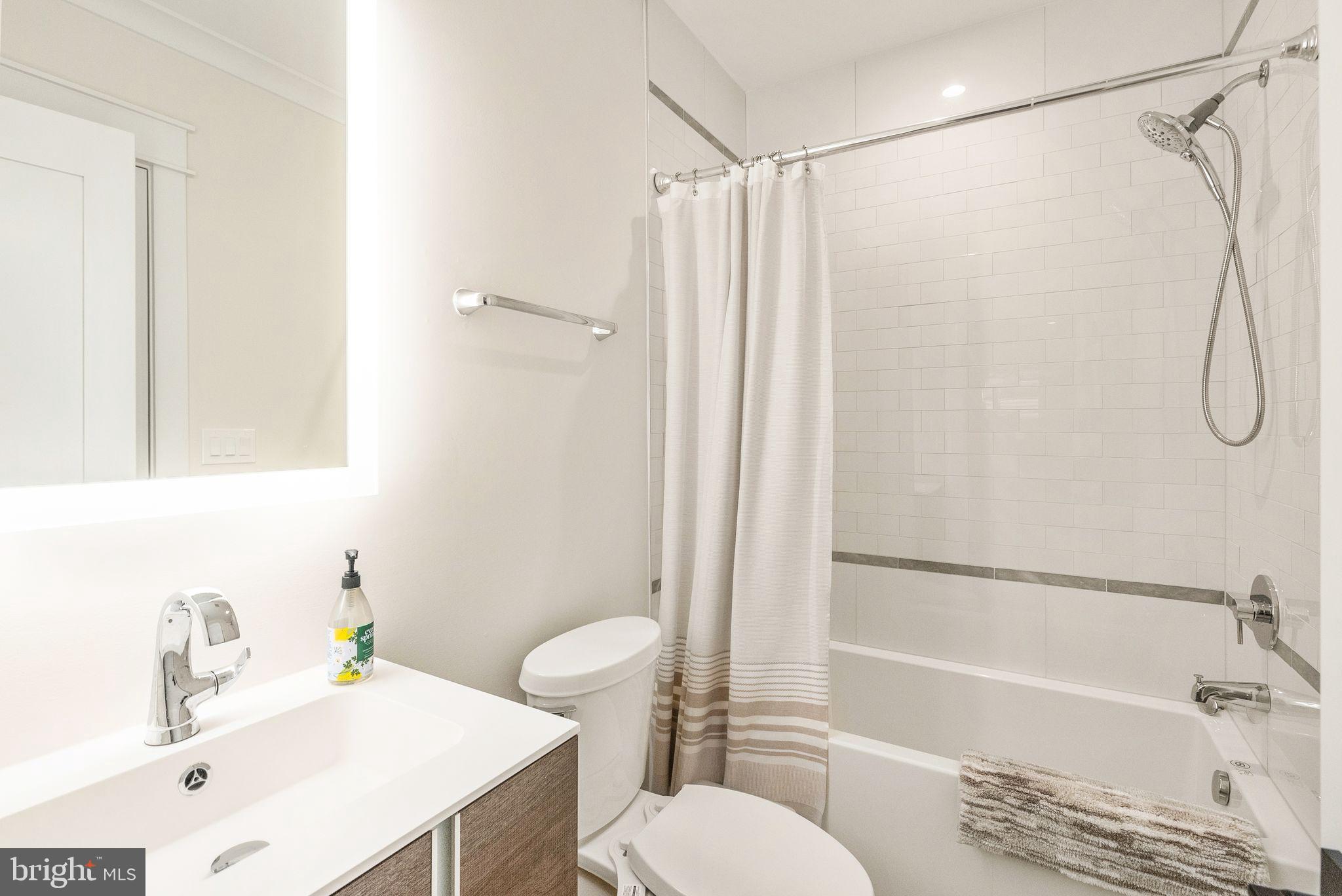 NORTH BETHESDA - Residential