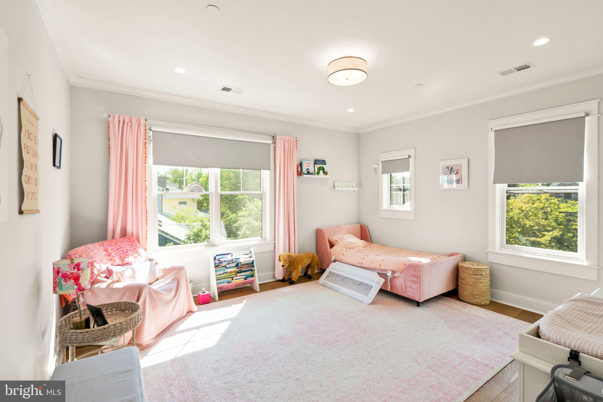 NORTH BETHESDA - Residential