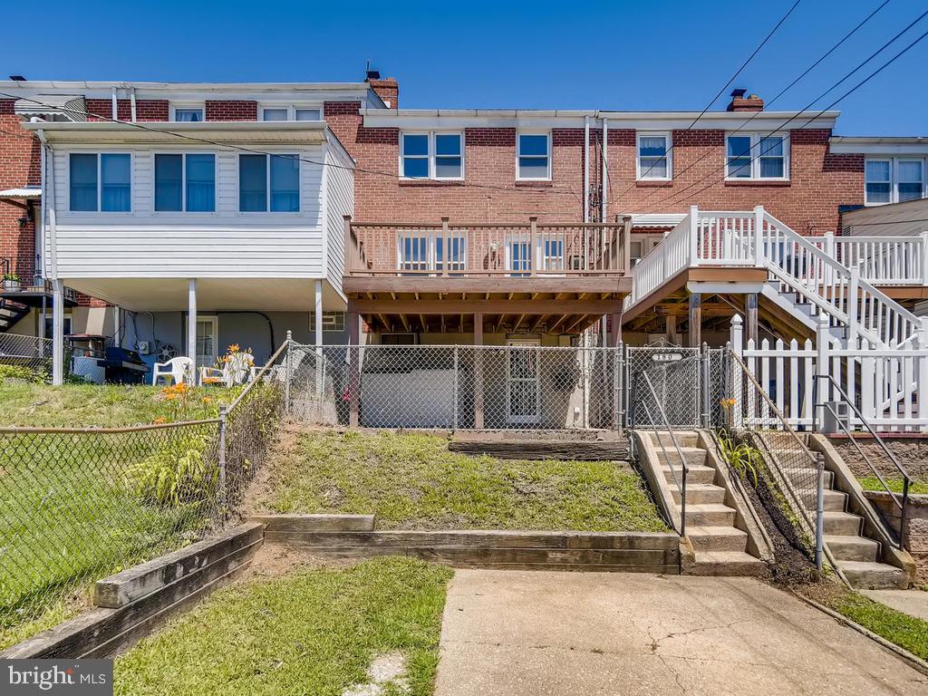 OAKLEIGH MANOR - Residential