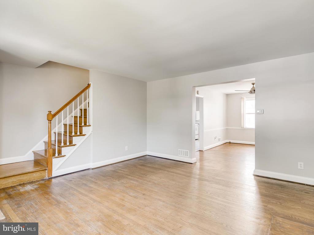 OAKLEIGH MANOR - Residential