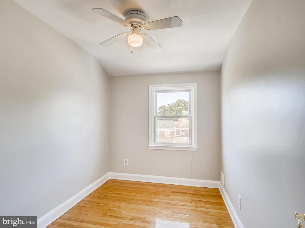 OAKLEIGH MANOR - Residential