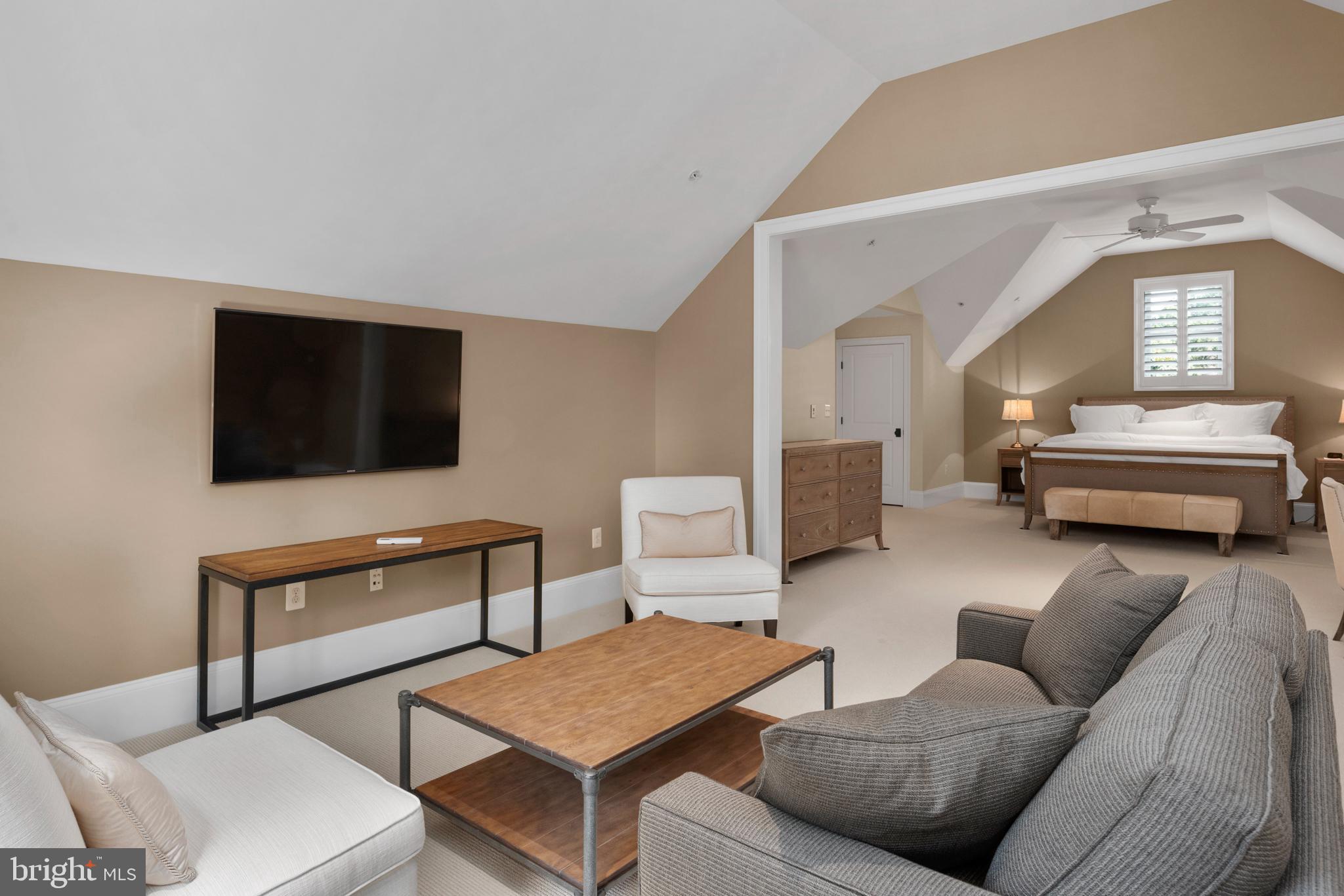 WARDOUR - Residential