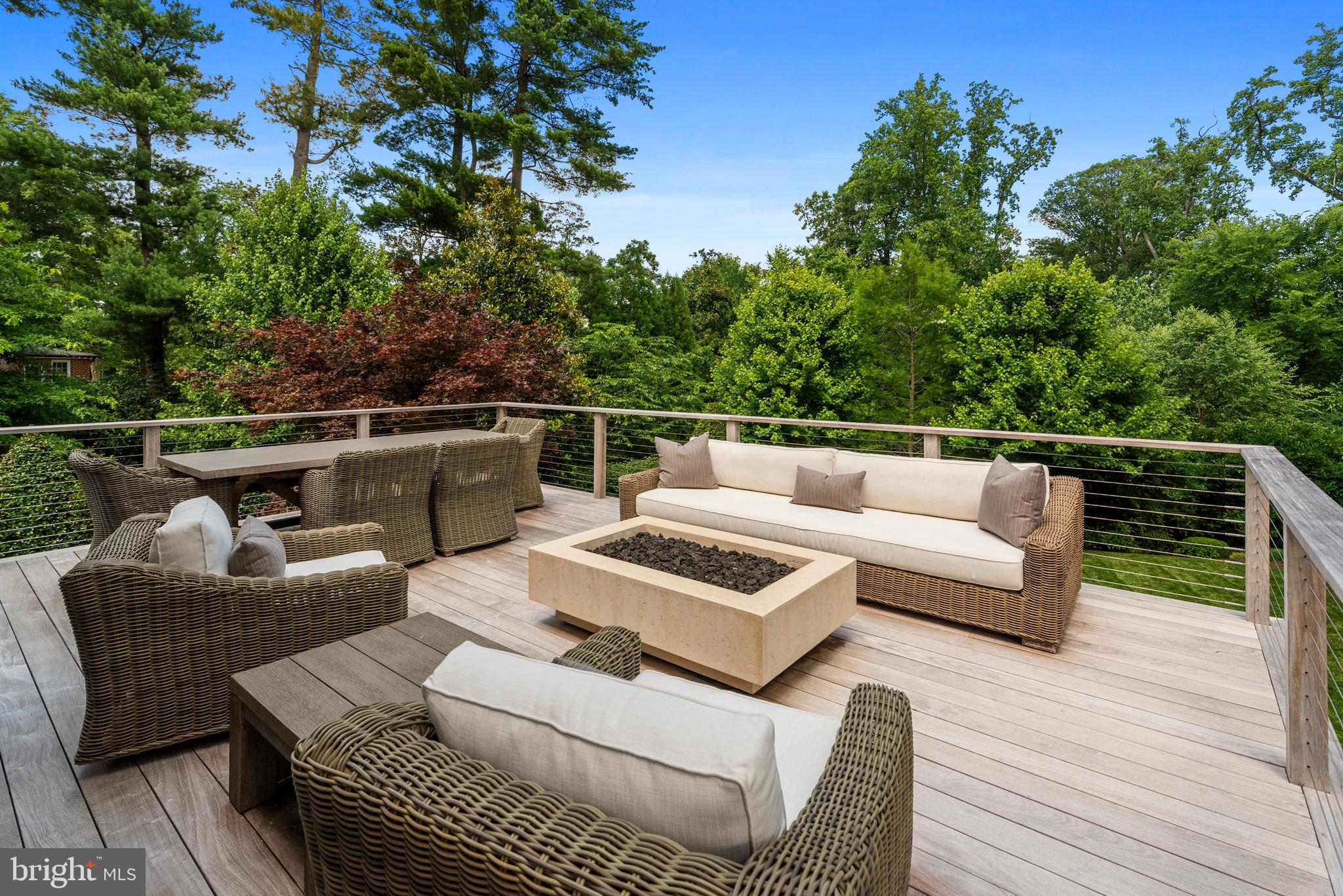 WARDOUR - Residential