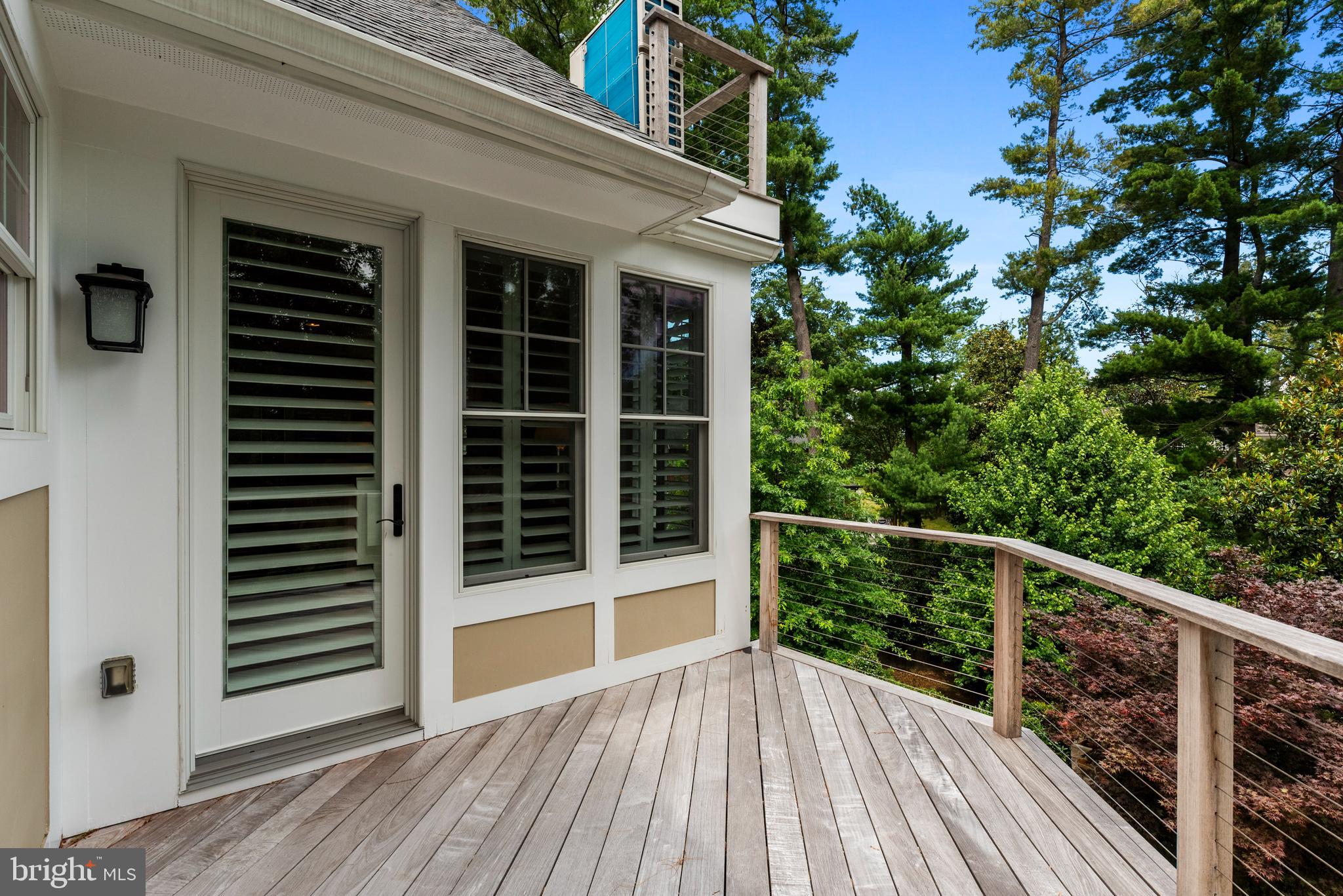 WARDOUR - Residential