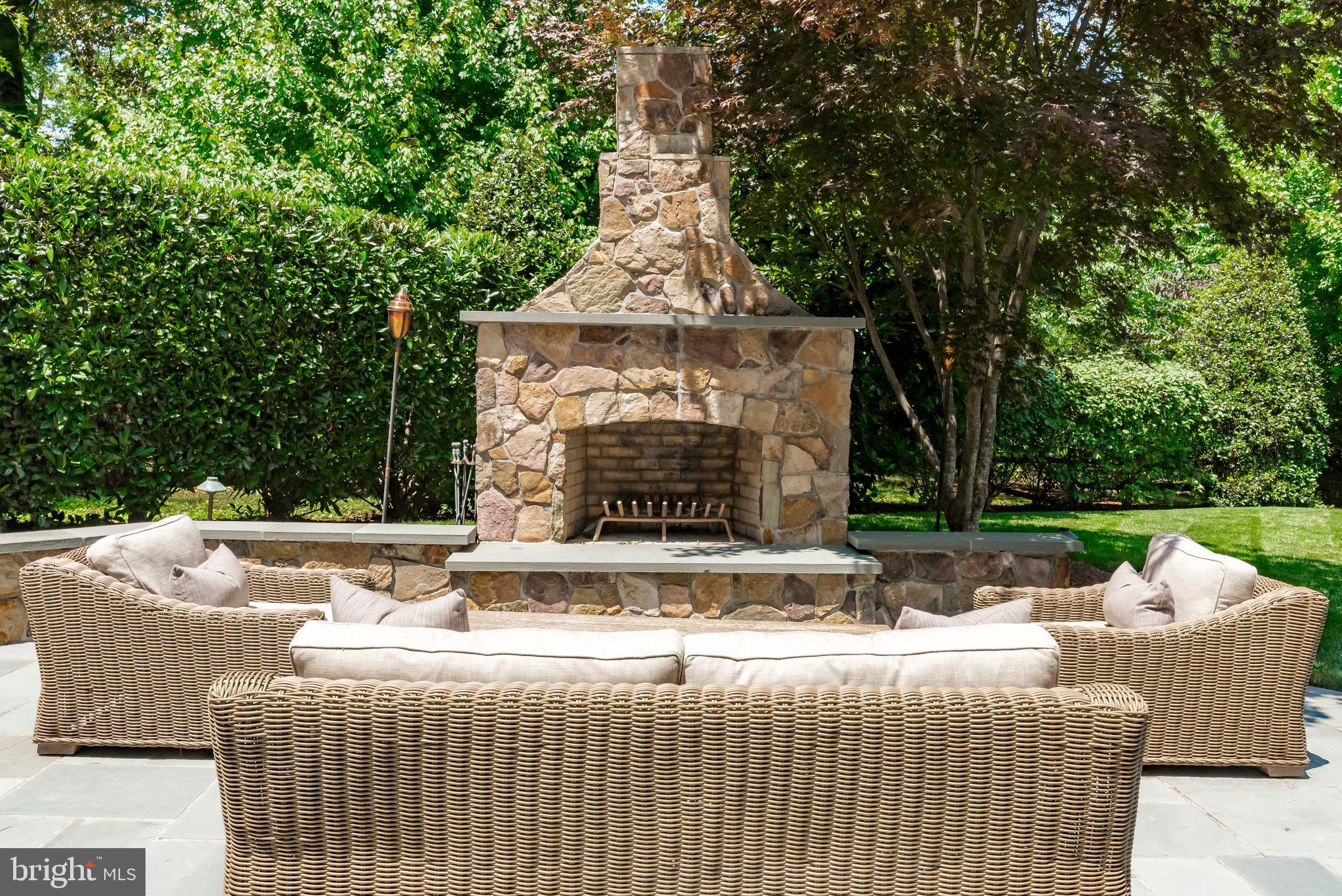 WARDOUR - Residential