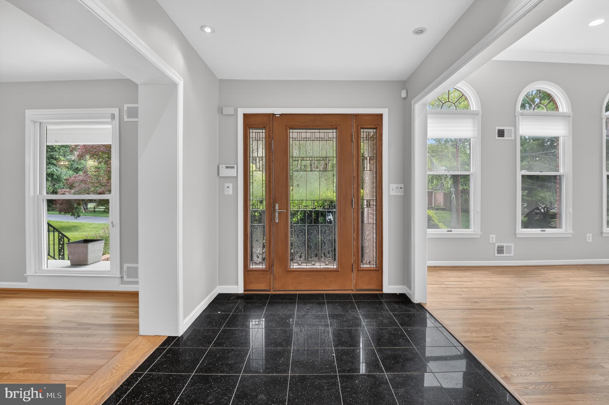 LAKEWOOD ESTATES - Residential