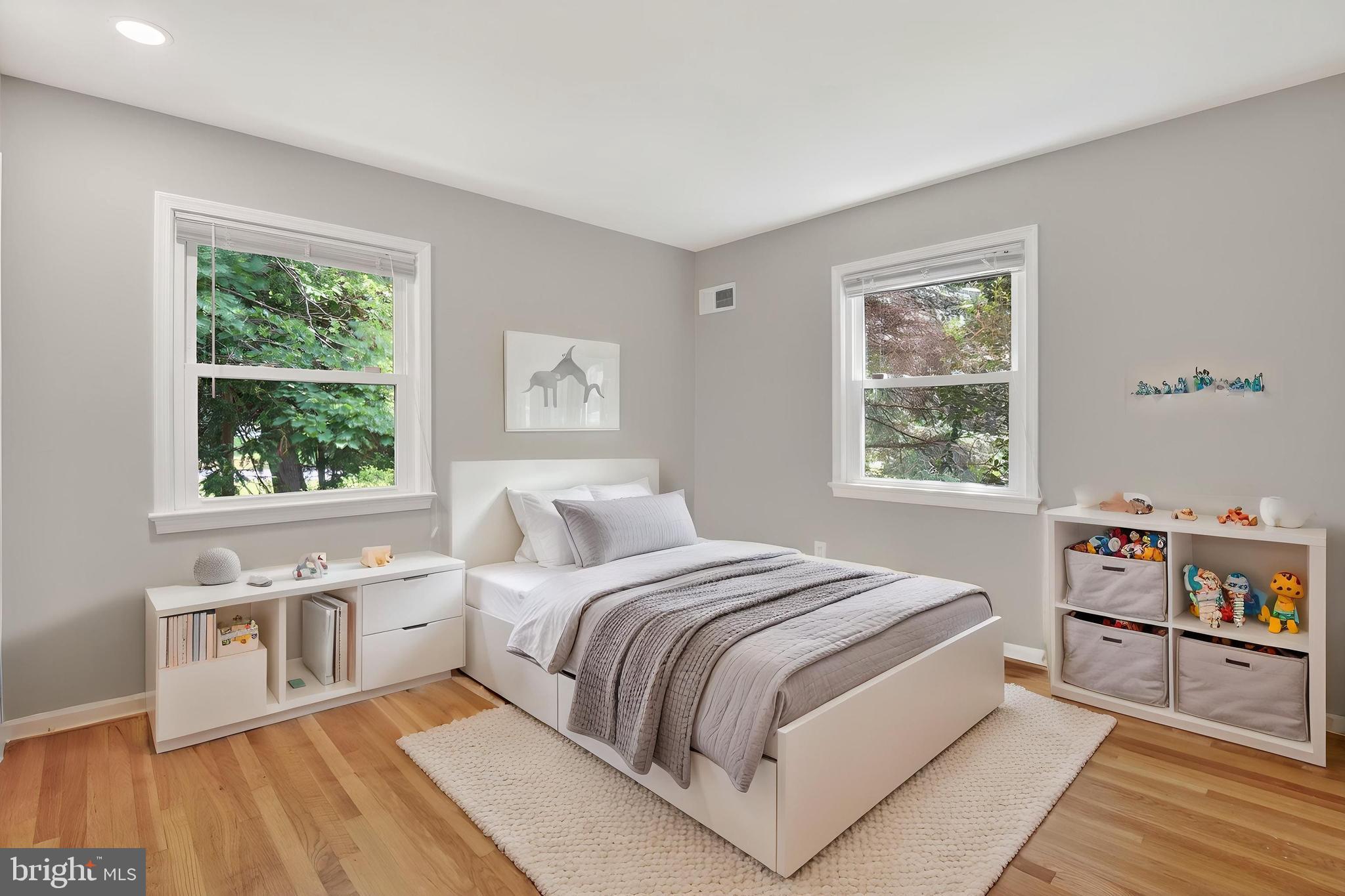 LAKEWOOD ESTATES - Residential