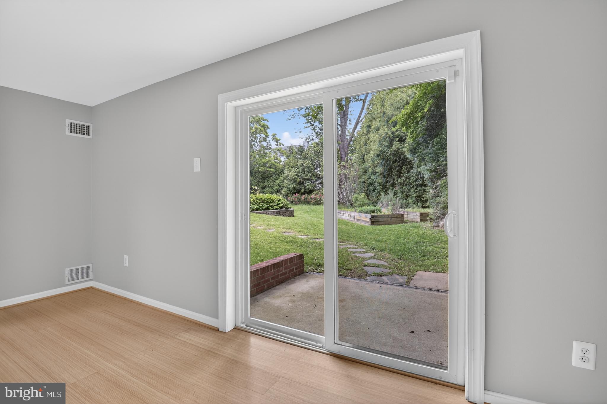 LAKEWOOD ESTATES - Residential