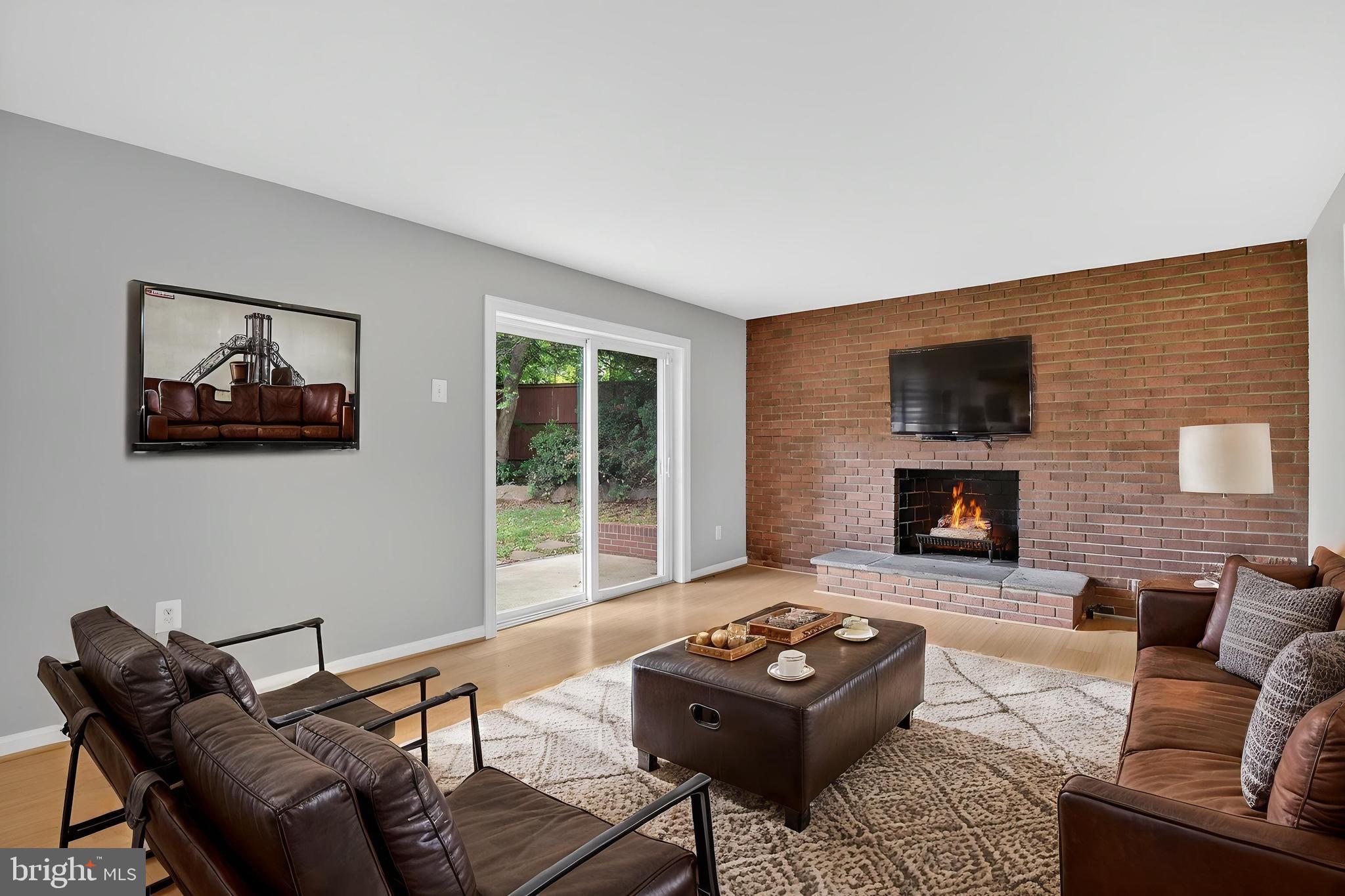 LAKEWOOD ESTATES - Residential
